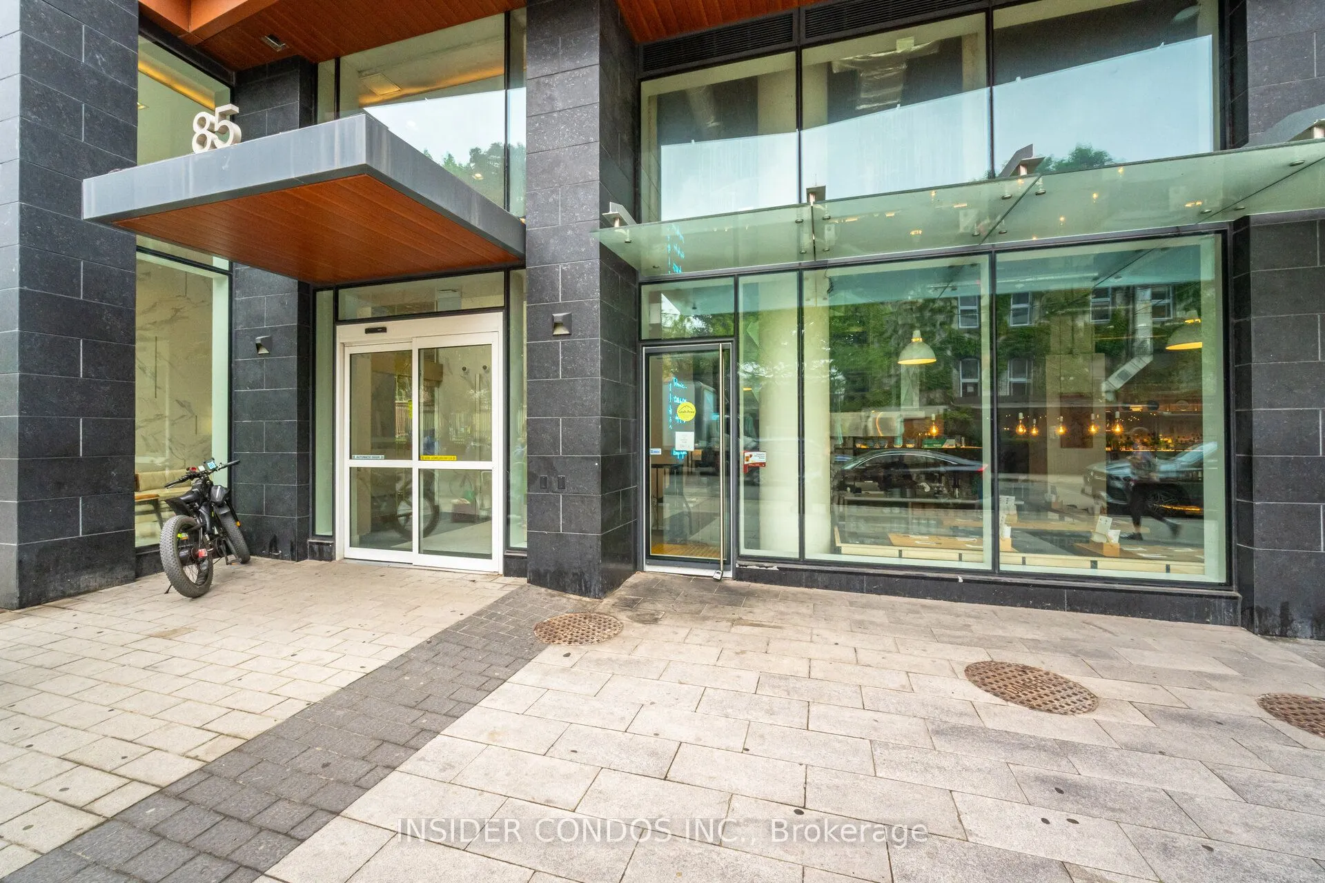85 Wood Street, #4016