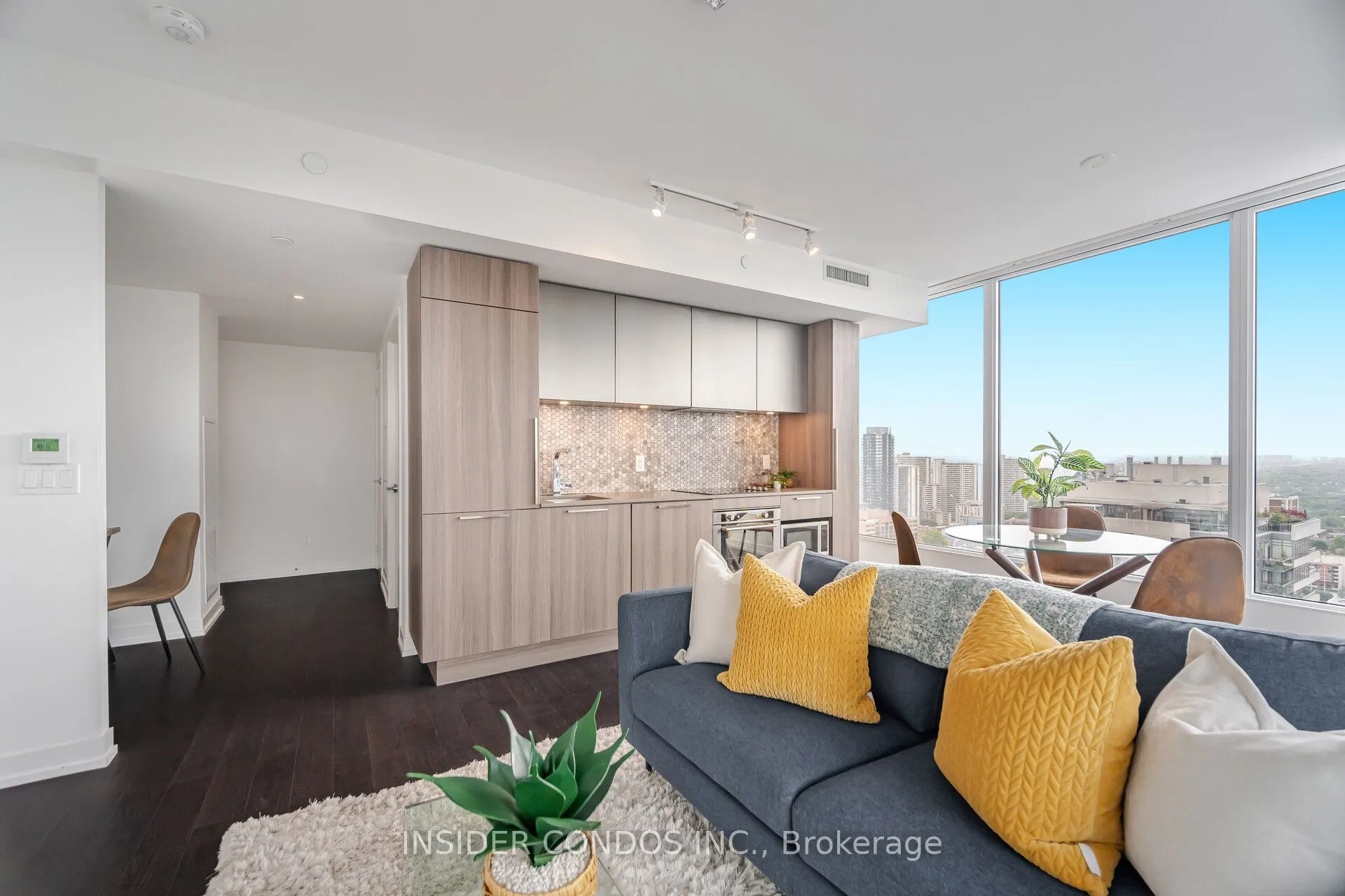 85 Wood Street, #4016