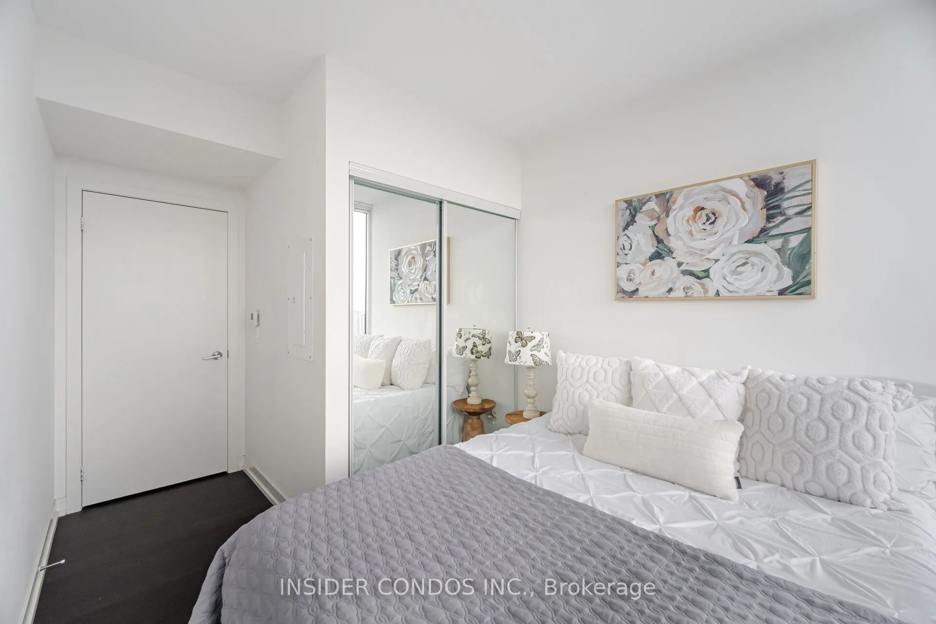 85 Wood Street, #4016