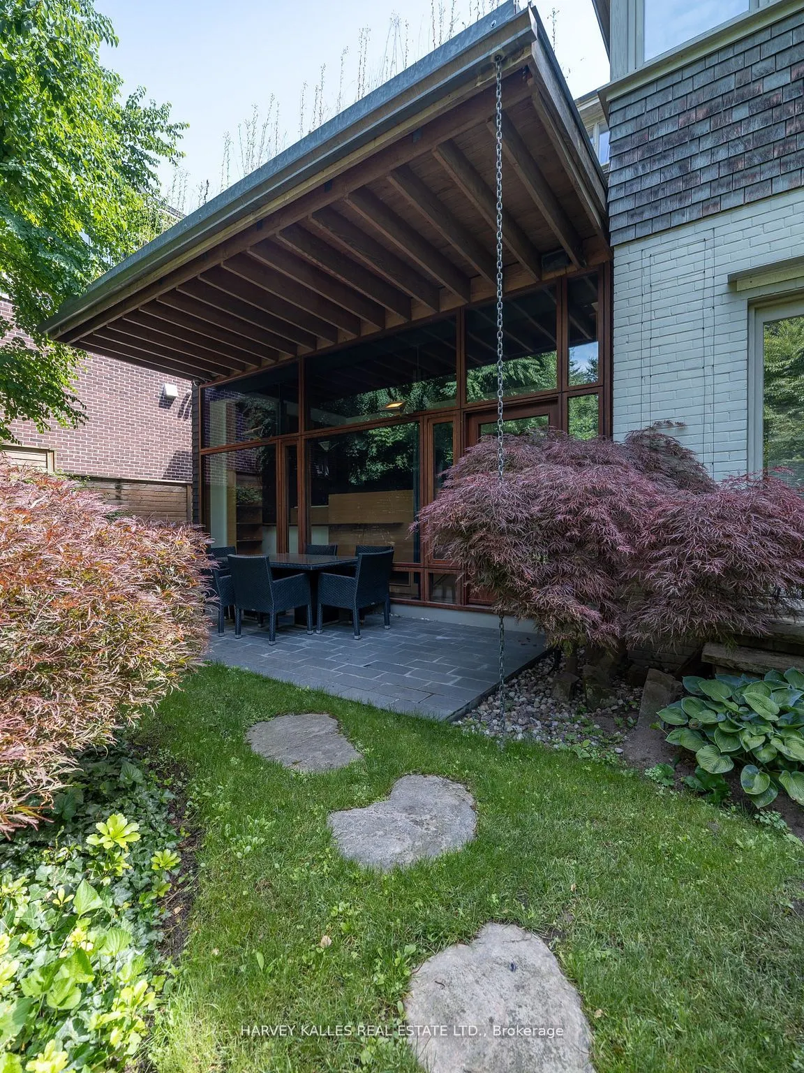 38 Dunvegan Road