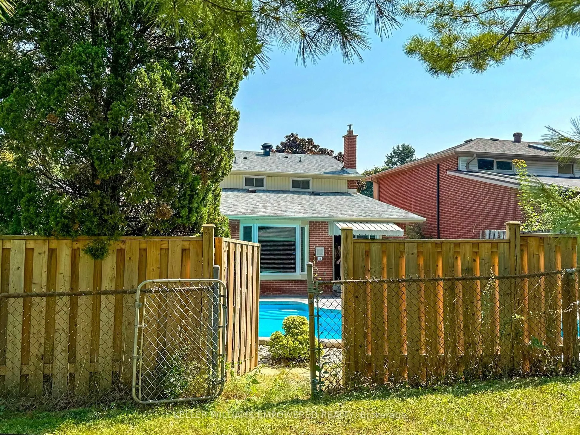694 Conacher Drive