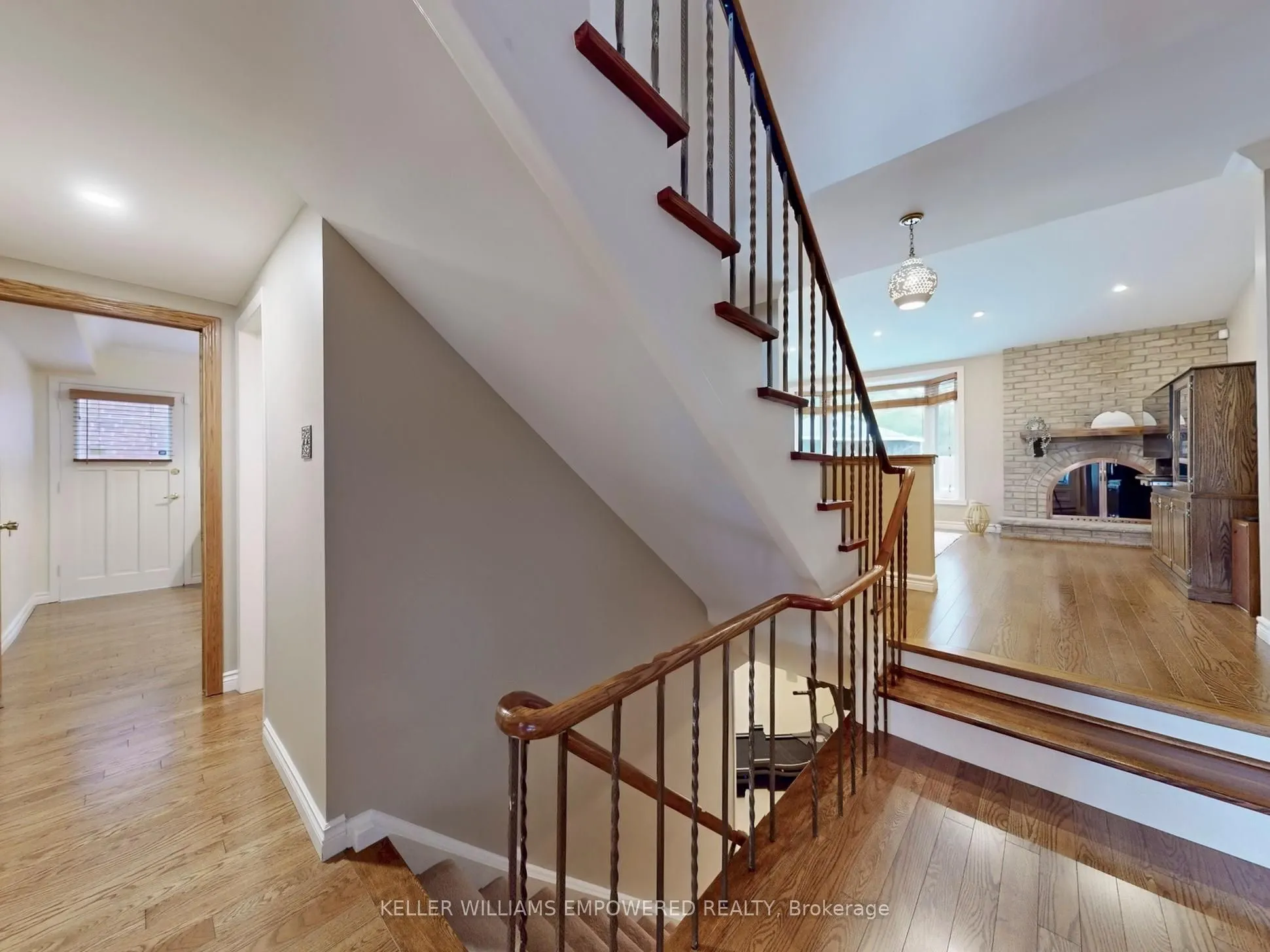 694 Conacher Drive