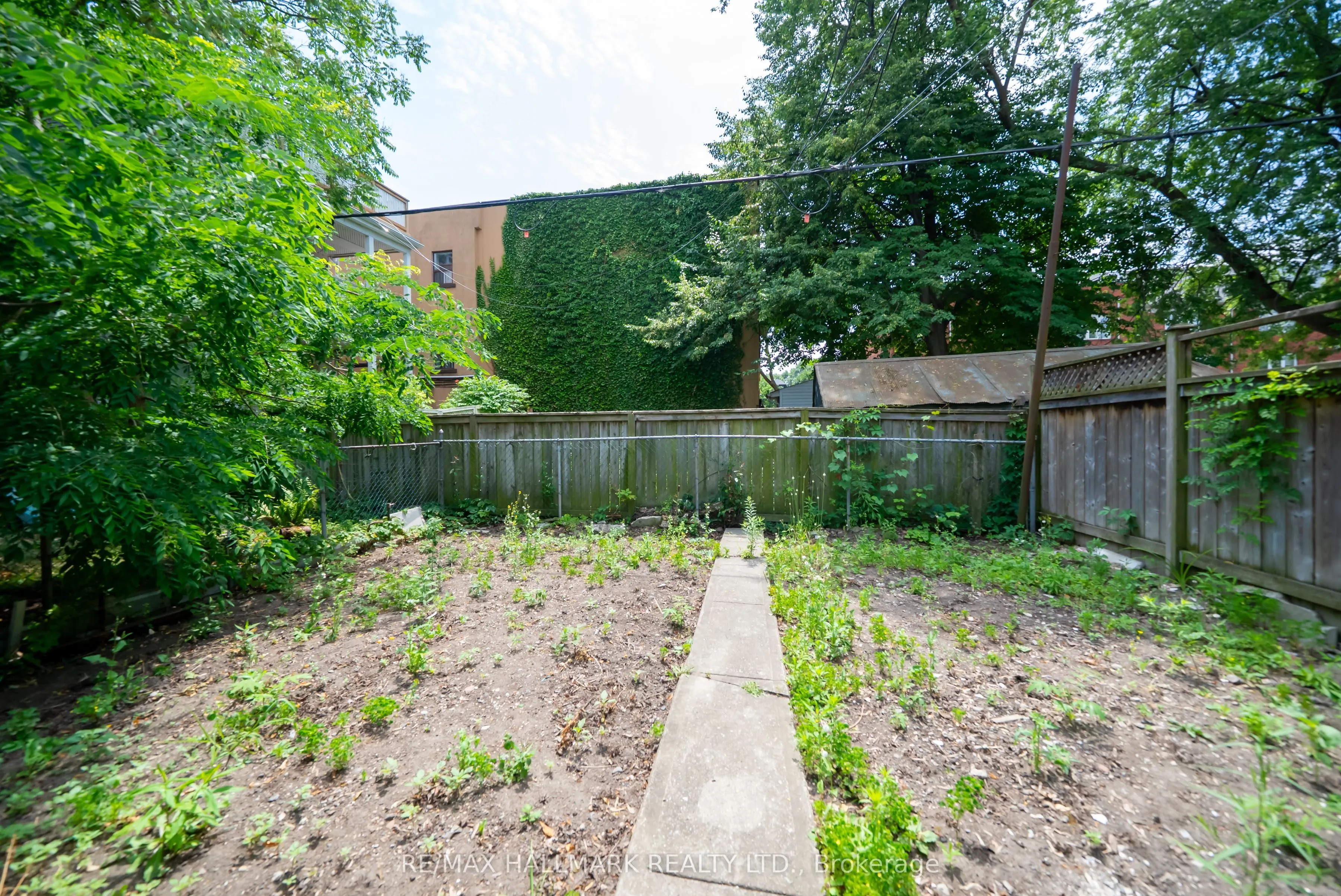 3 Clinton Place