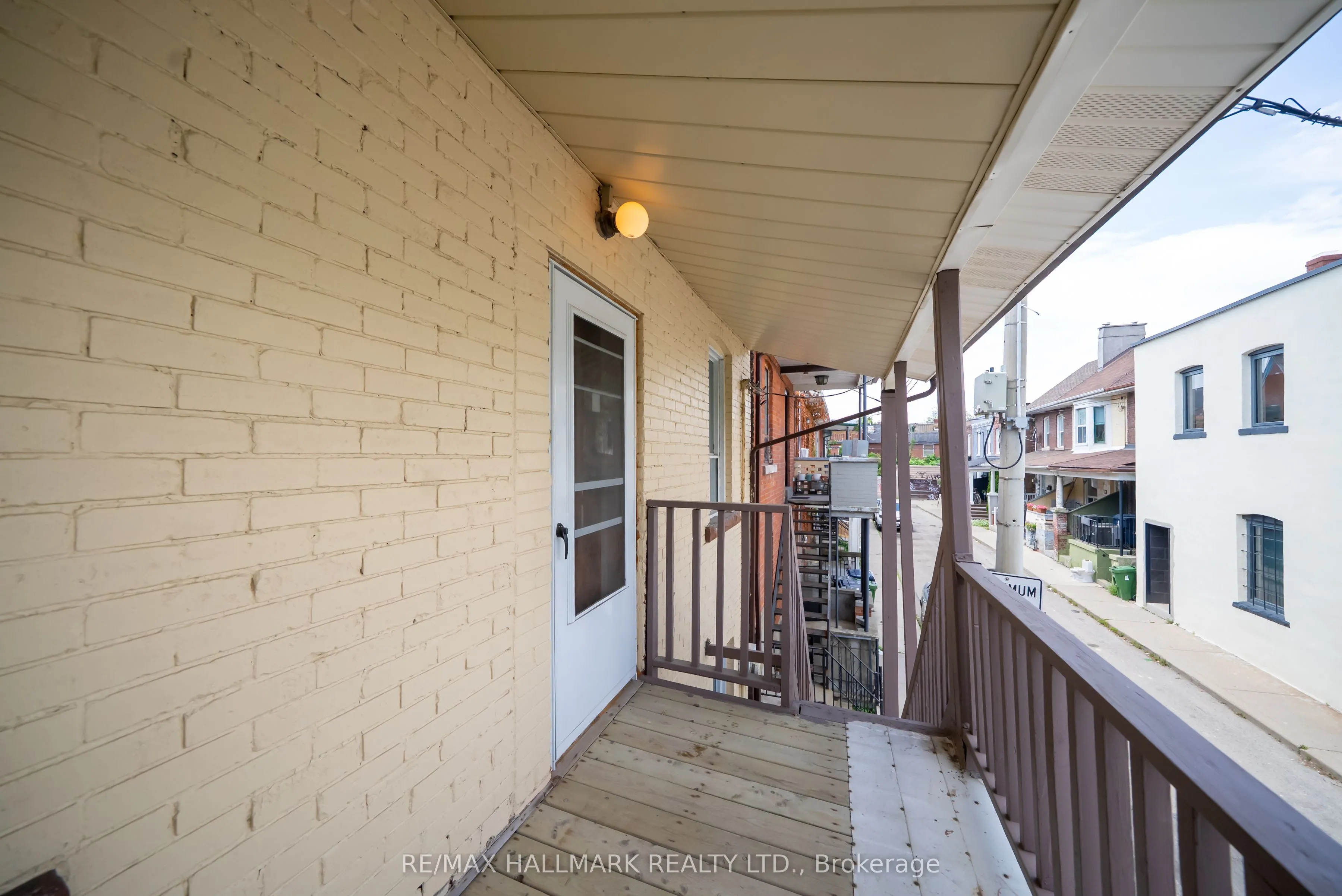 3 Clinton Place