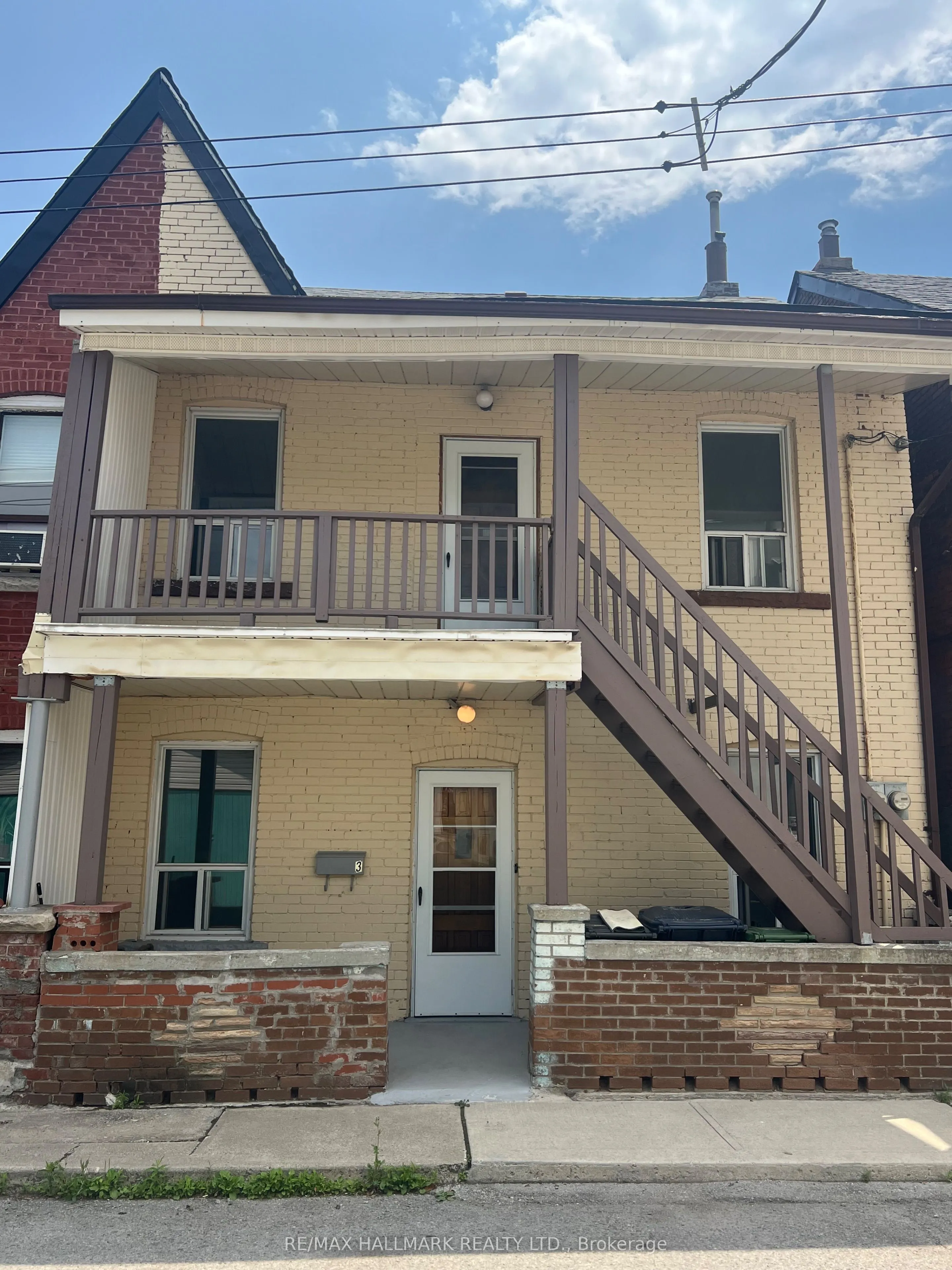 3 Clinton Place