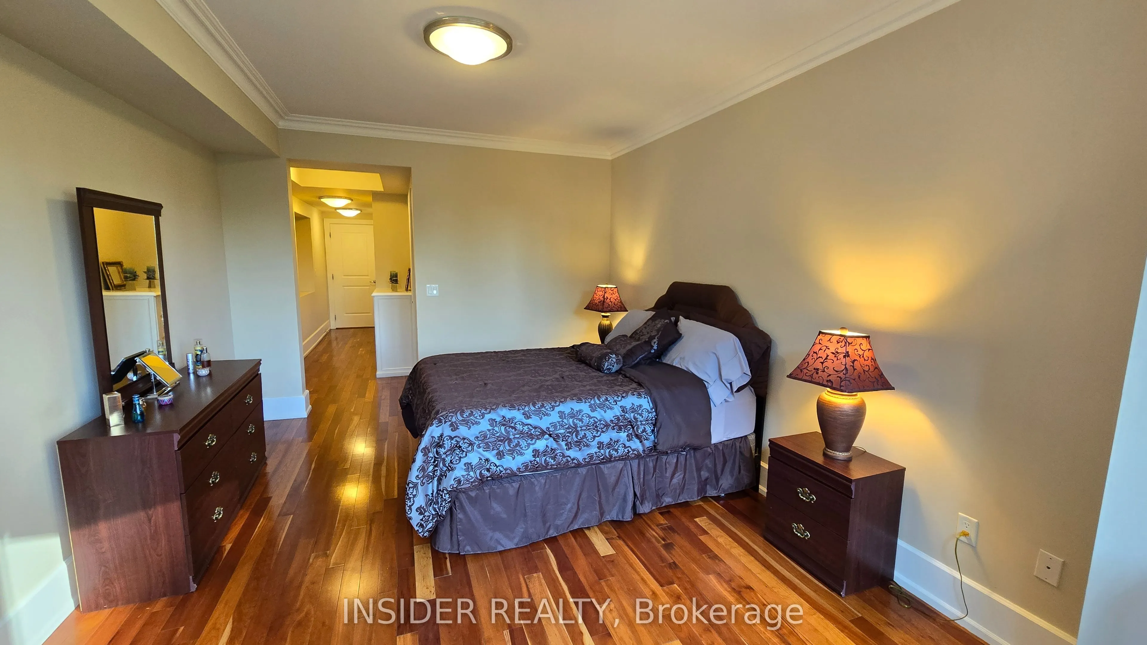 660 Sheppard Avenue E, #305