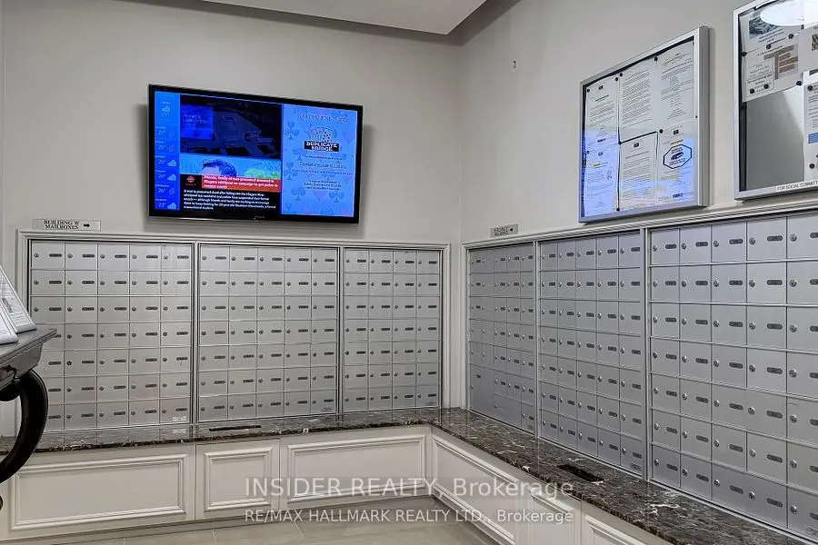 660 Sheppard Avenue E, #305