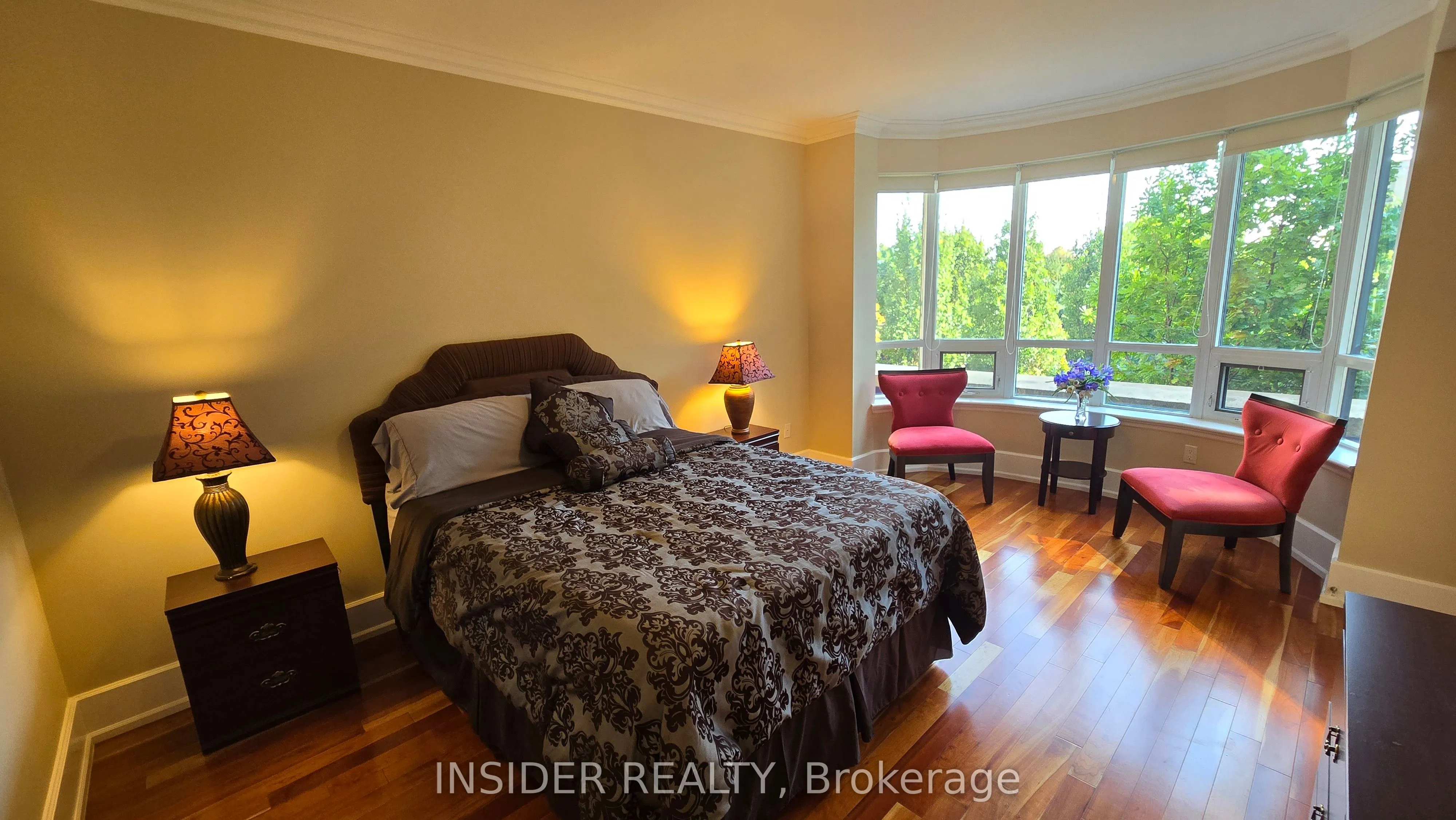 660 Sheppard Avenue E, #305