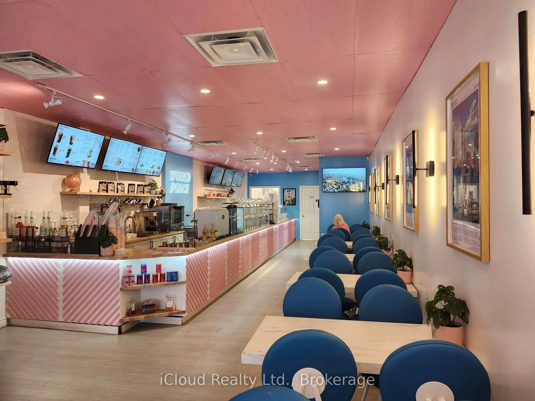 993 Bloor Street W
