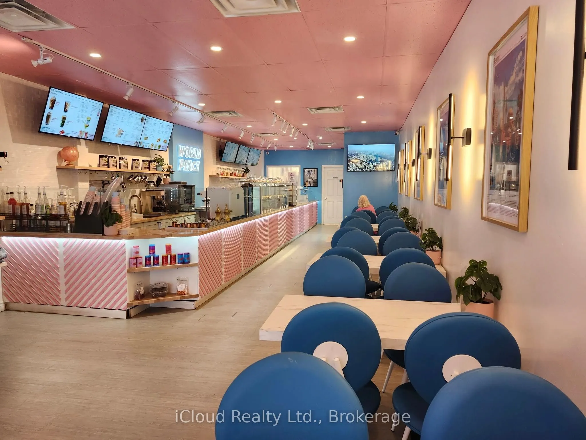 993 Bloor Street W