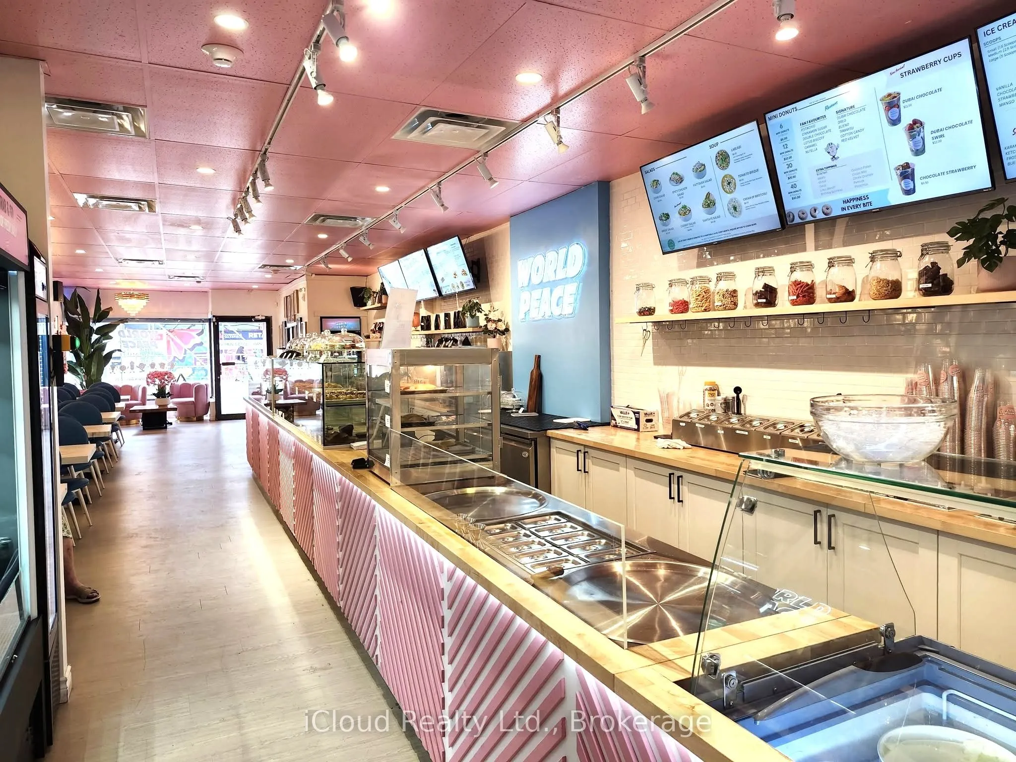 993 Bloor Street W