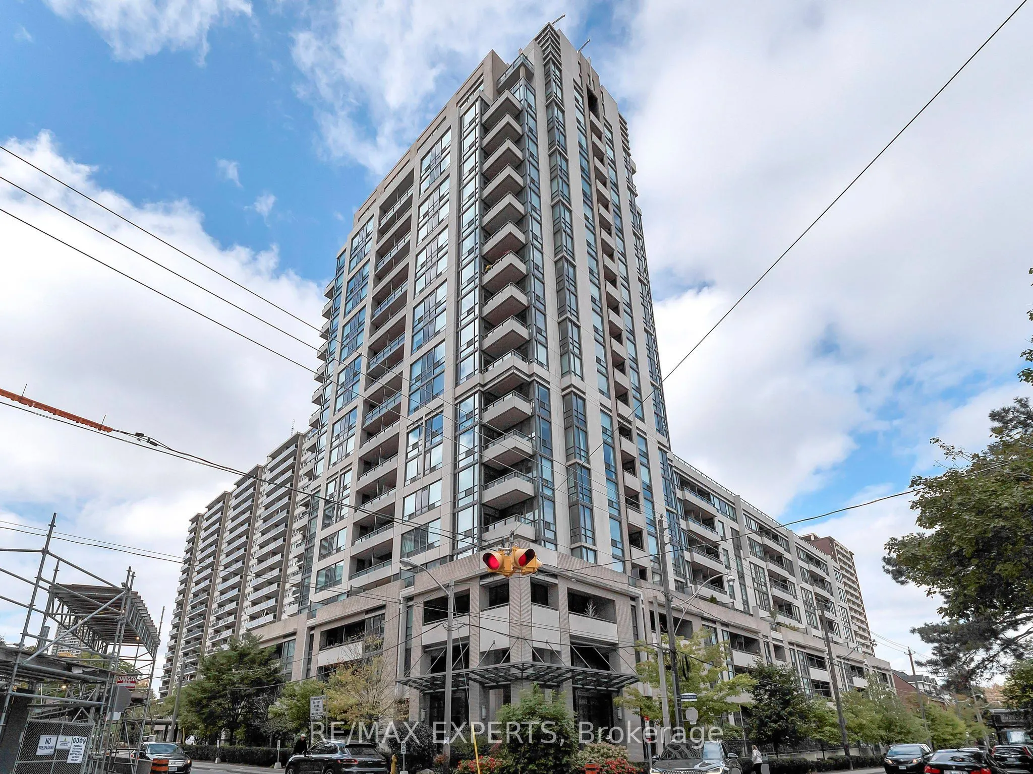 88 Broadway Avenue, #316