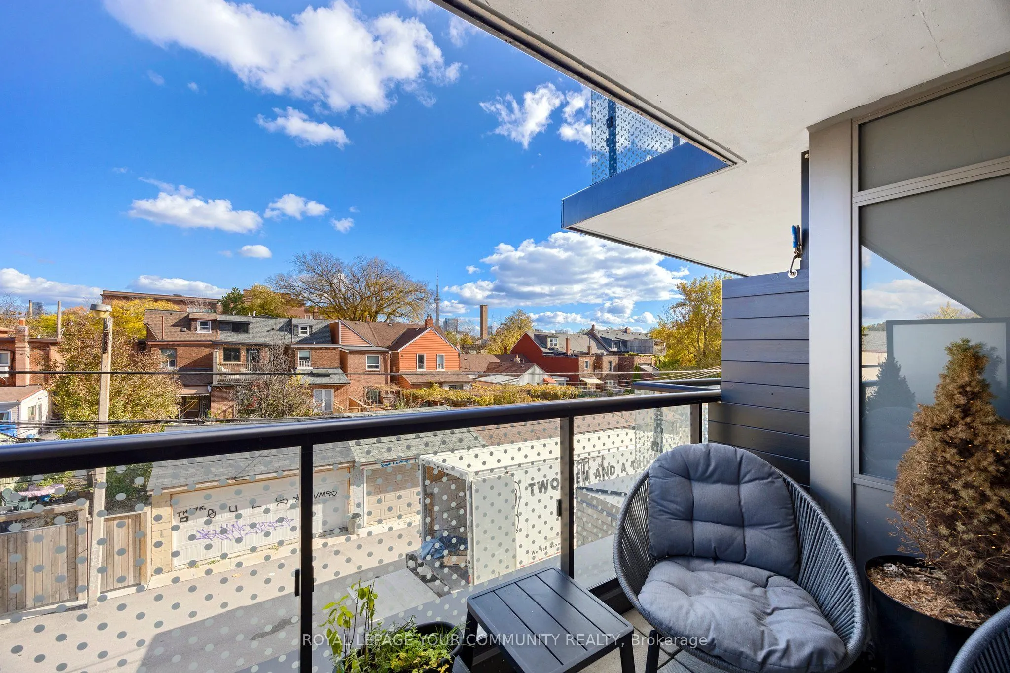 109 Ossington Avenue, #216