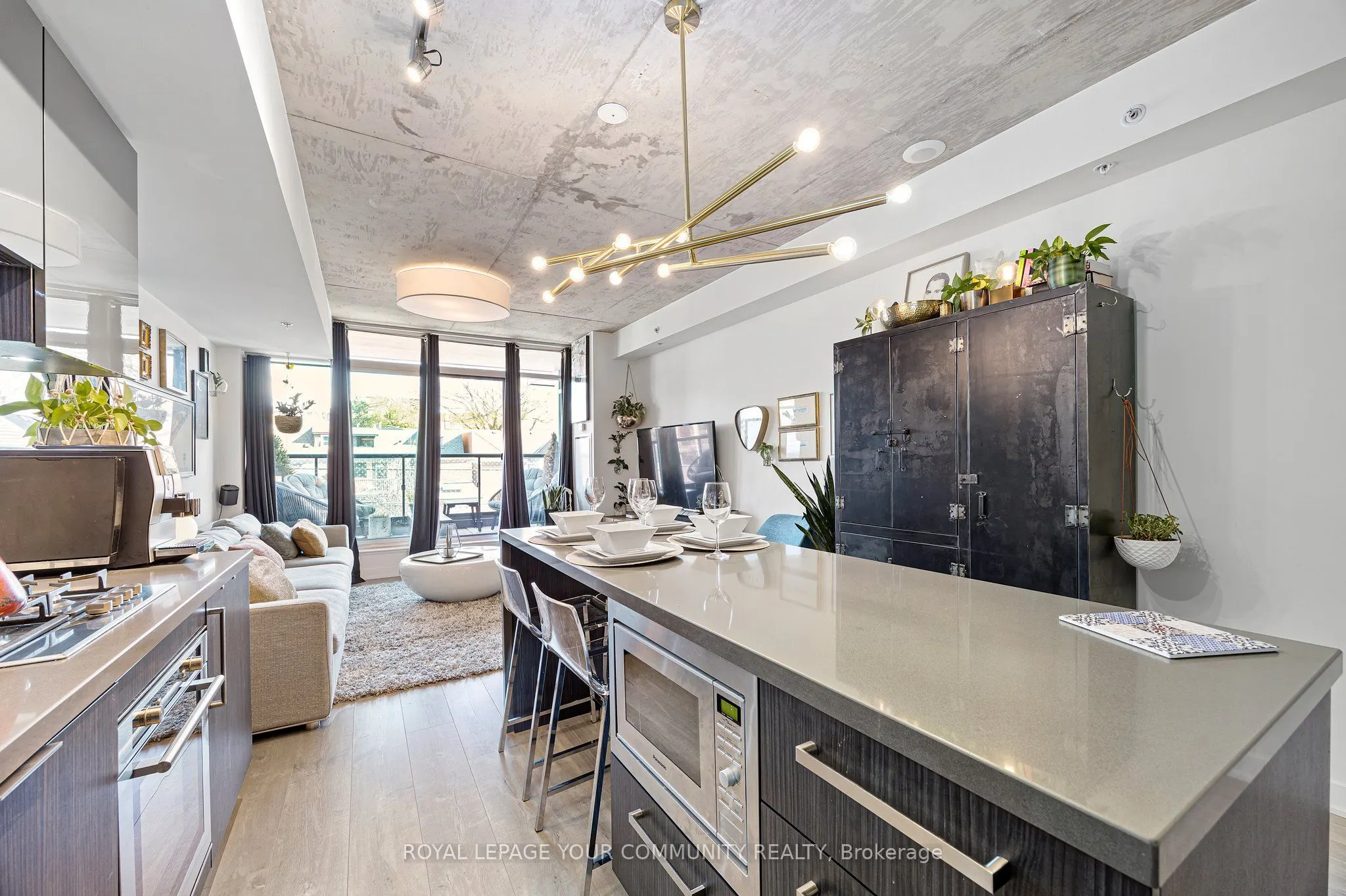 109 Ossington Avenue, #216