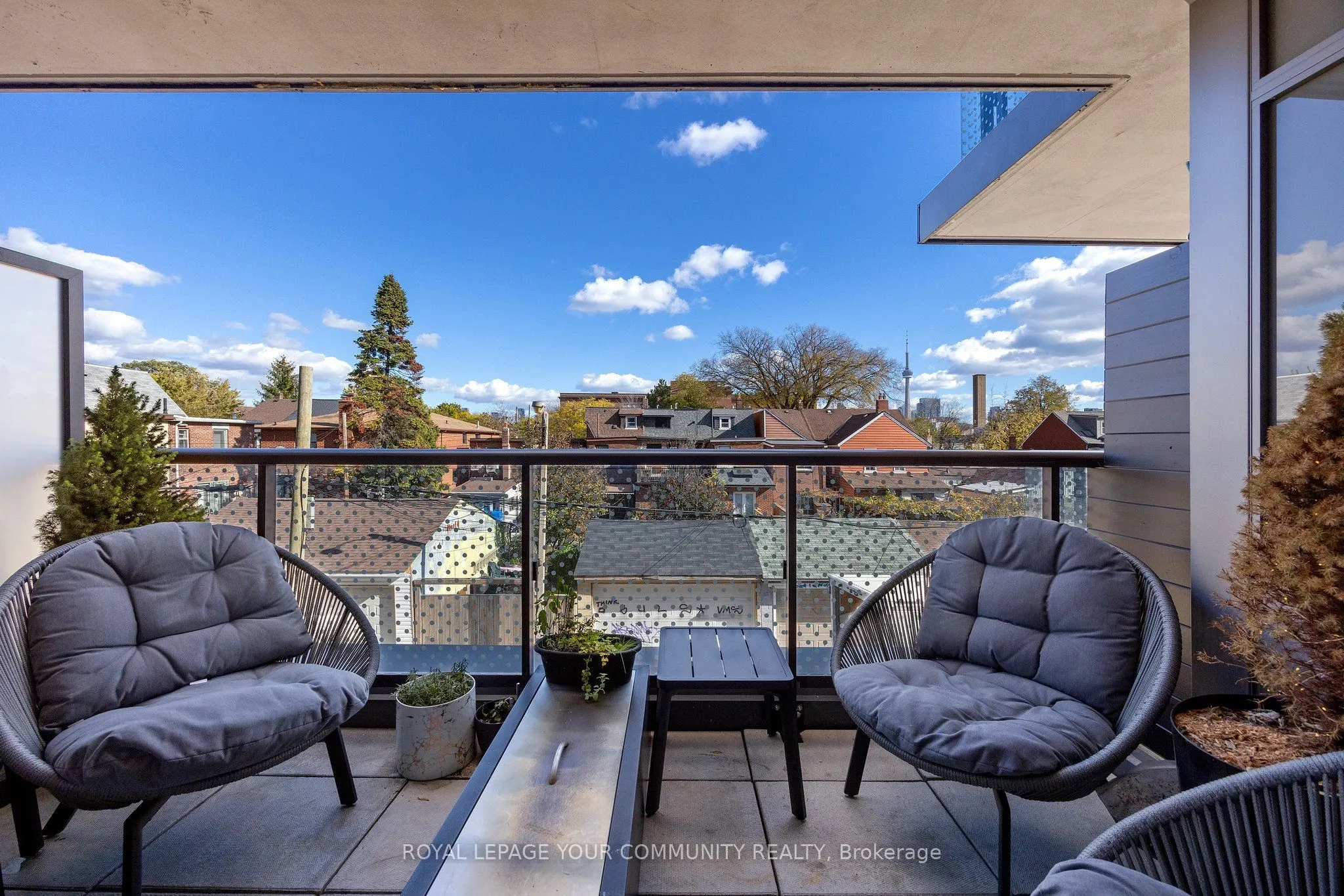 109 Ossington Avenue, #216