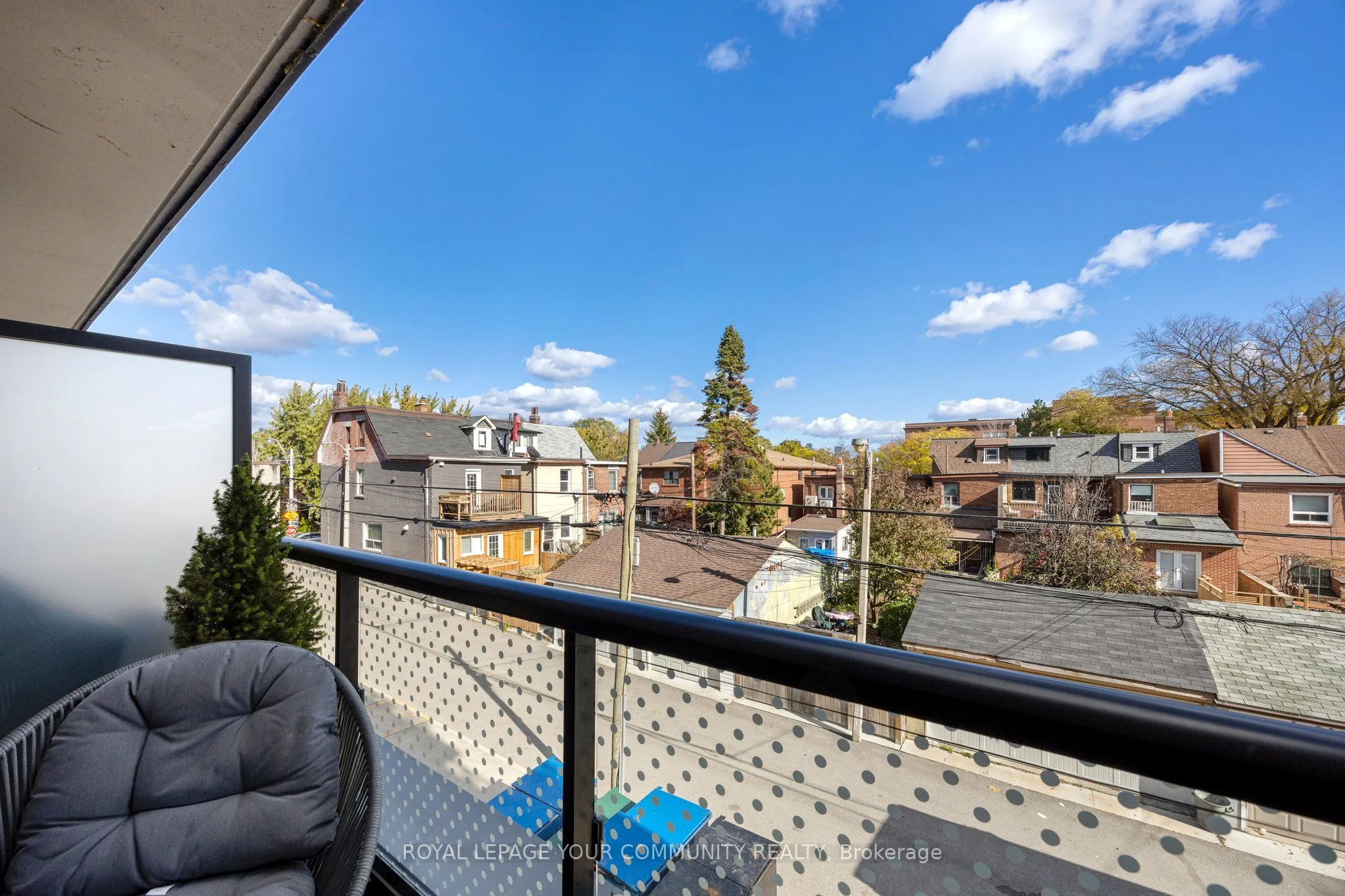 109 Ossington Avenue, #216