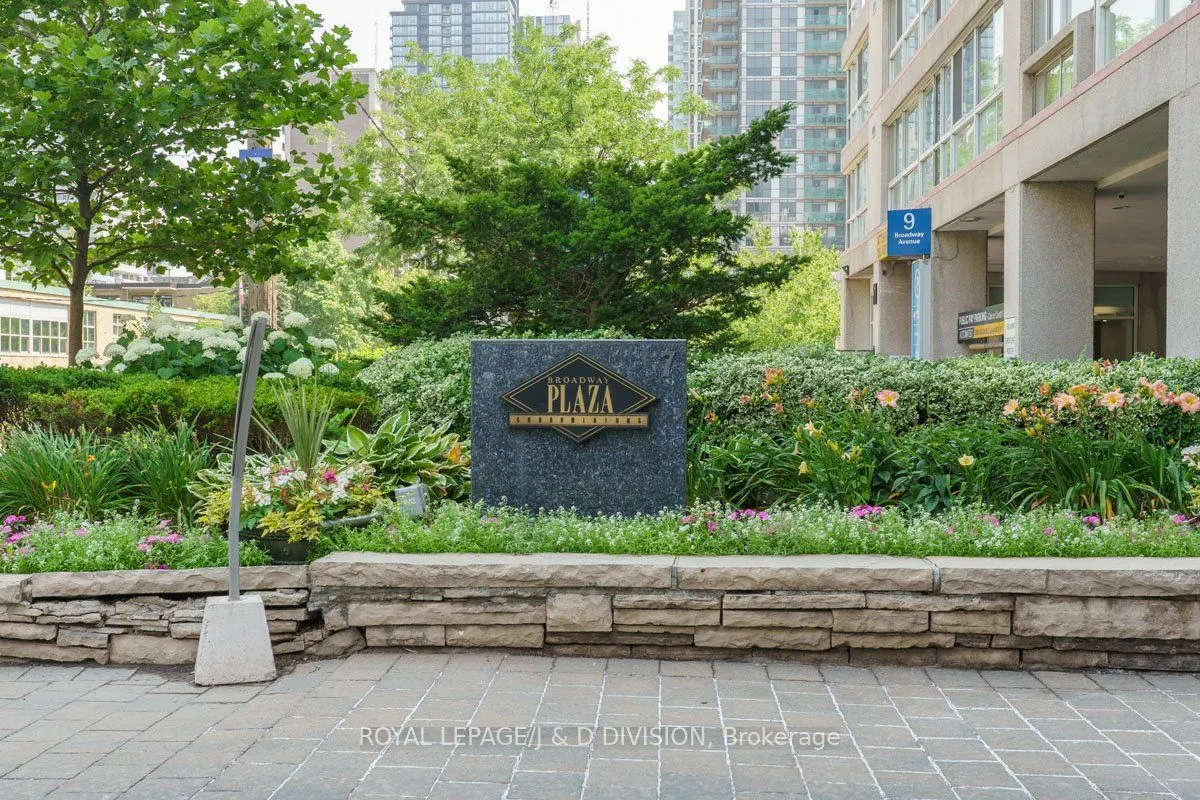 7 Broadway Avenue, #507