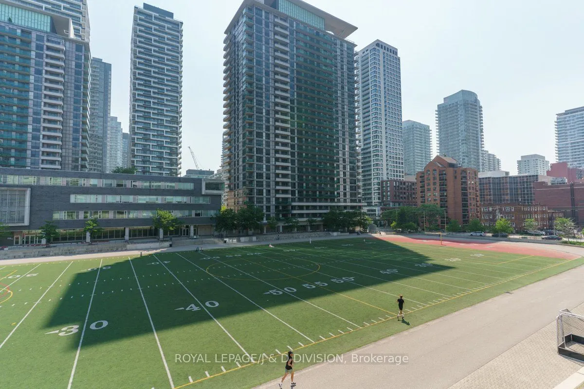 7 Broadway Avenue, #507