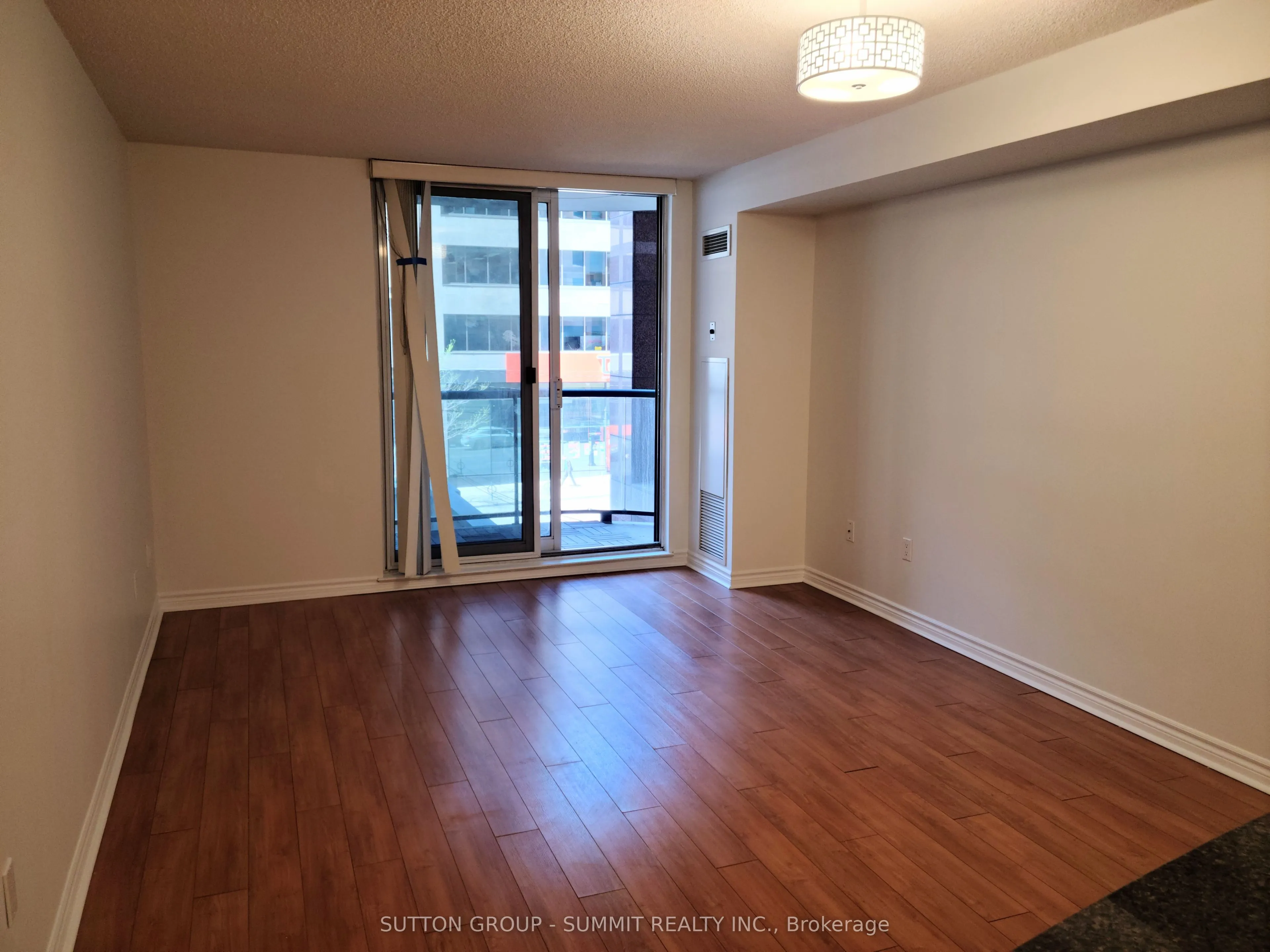 801 Bay Street, #311