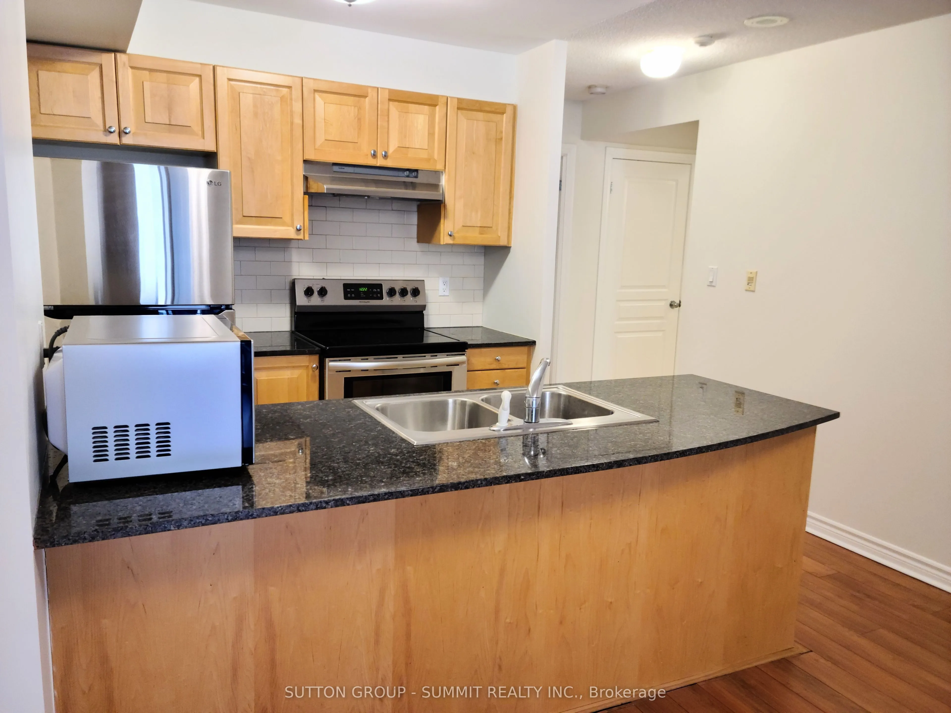 801 Bay Street, #311