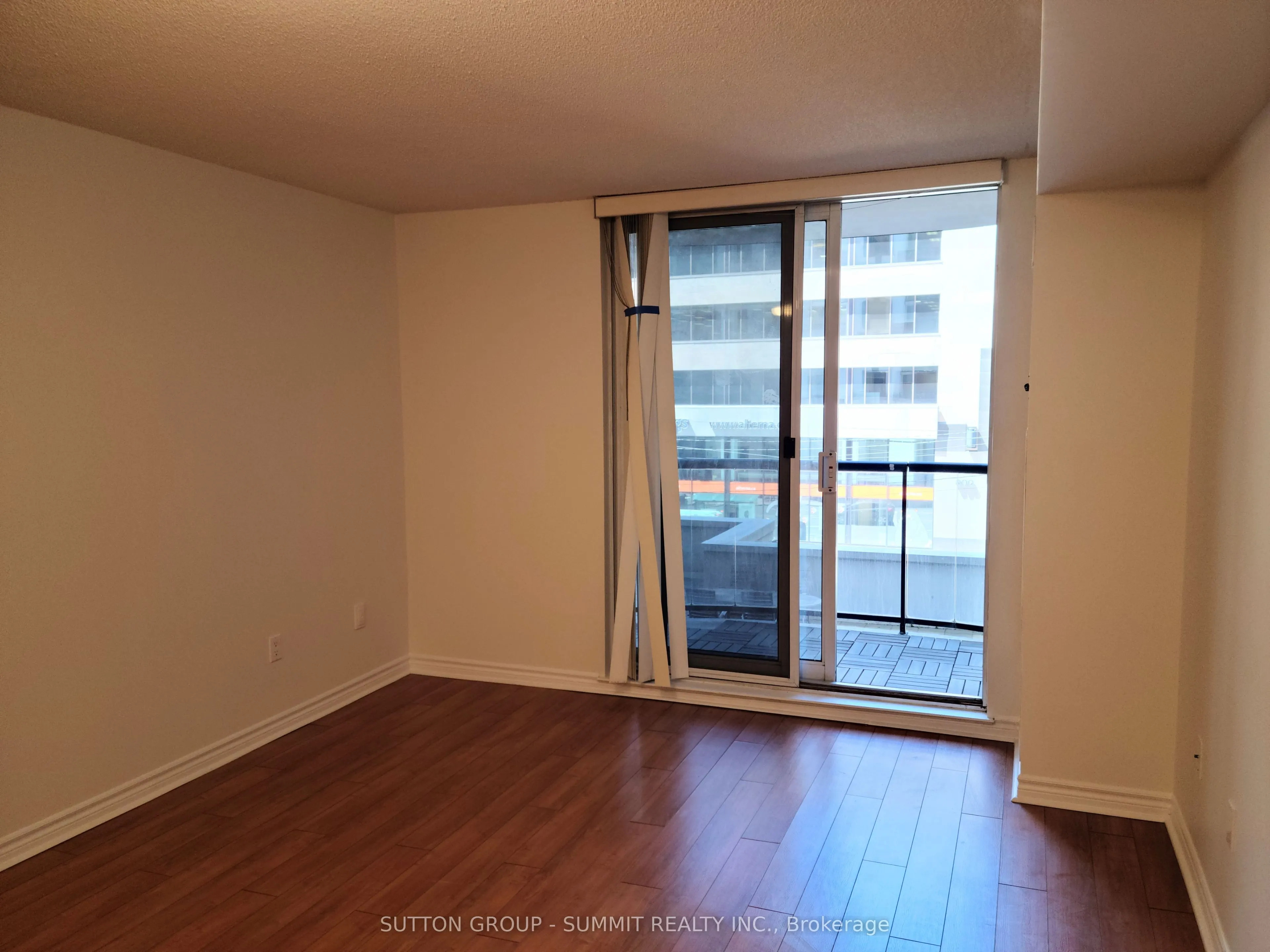 801 Bay Street, #311