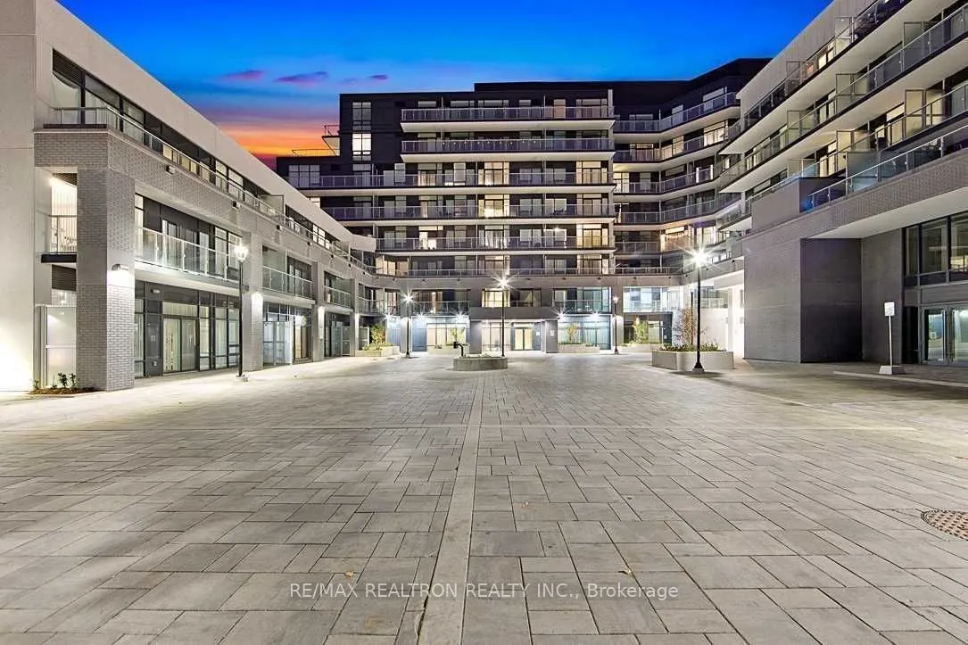 621 Sheppard Avenue E, #617