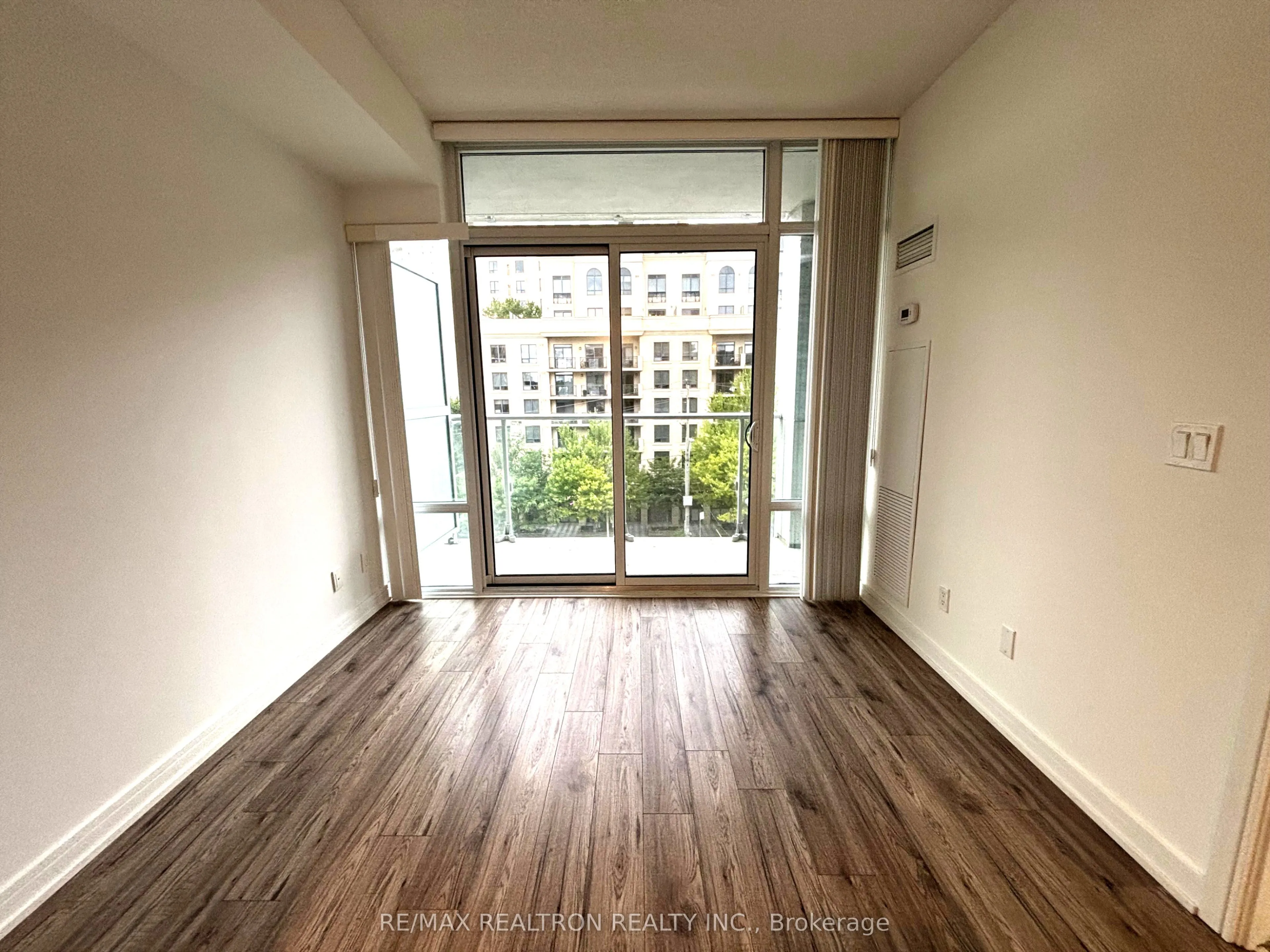 621 Sheppard Avenue E, #617