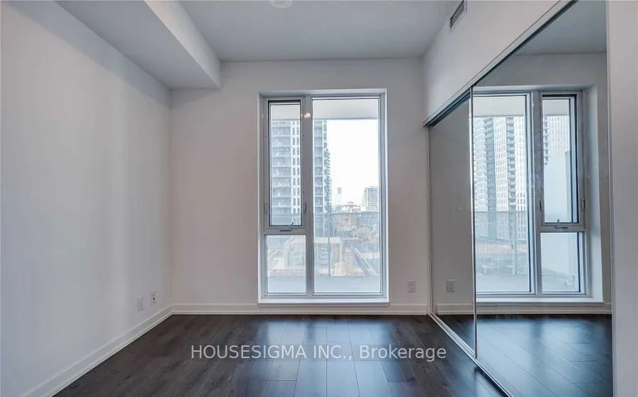 20 Tubman Avenue, #903