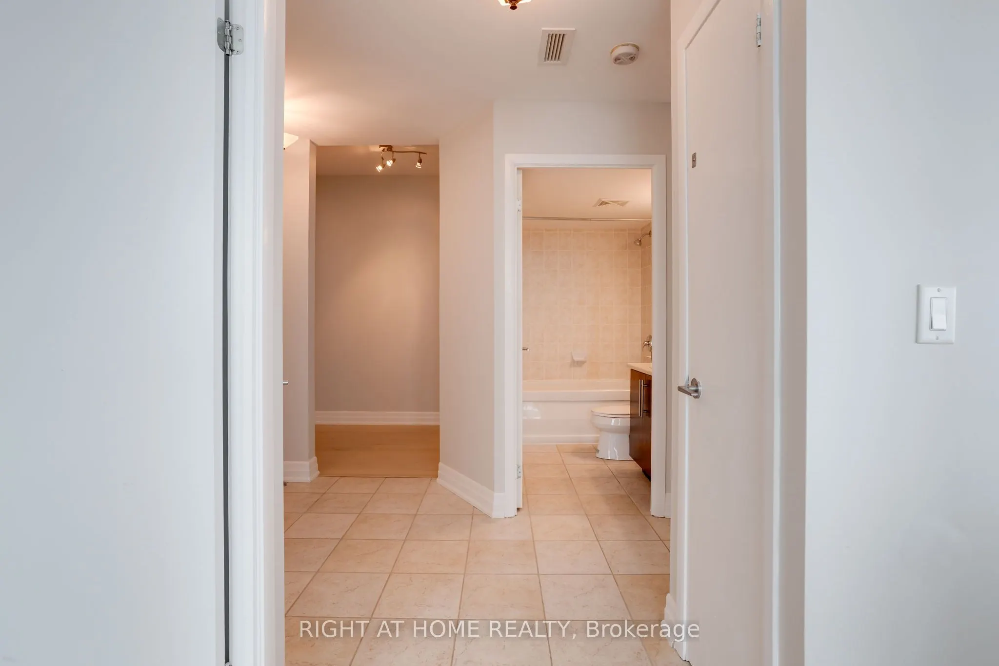 231 Fort York Boulevard #2603