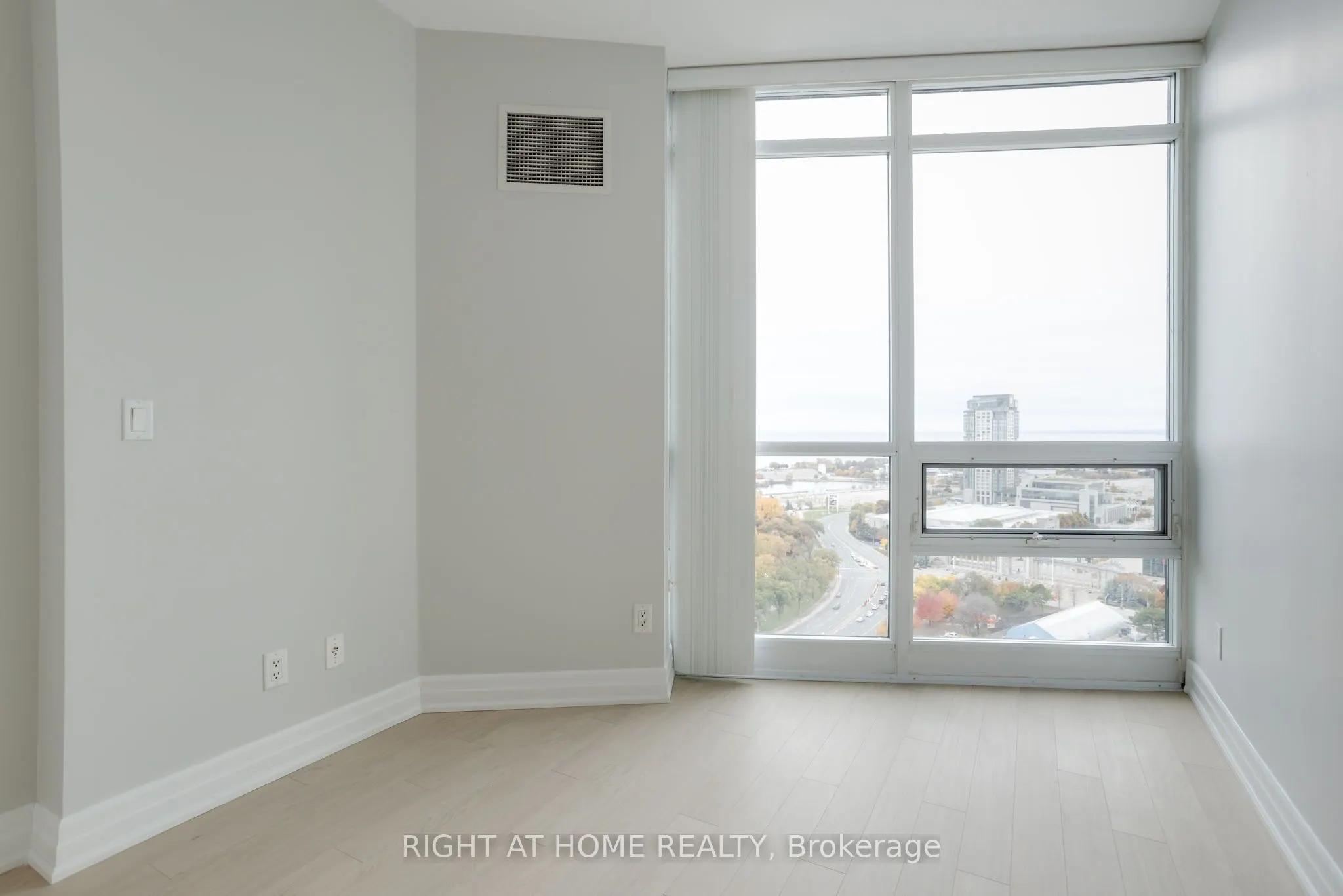 231 Fort York Boulevard #2603