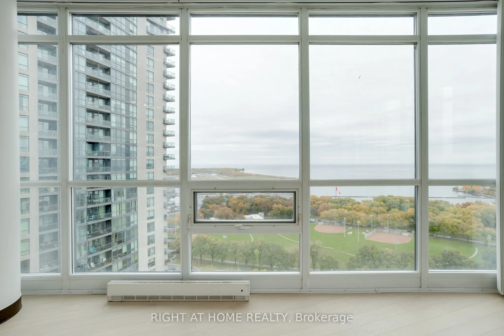 231 Fort York Boulevard #2603