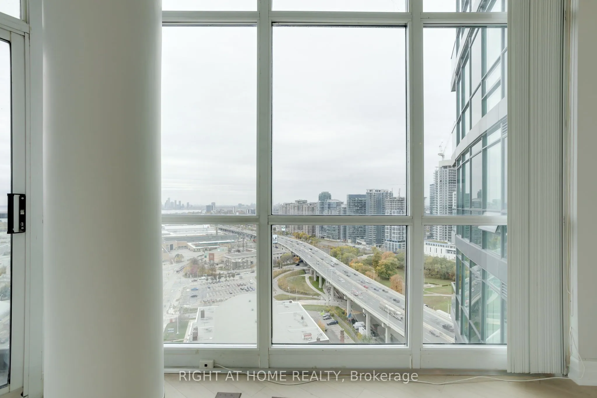 231 Fort York Boulevard #2603