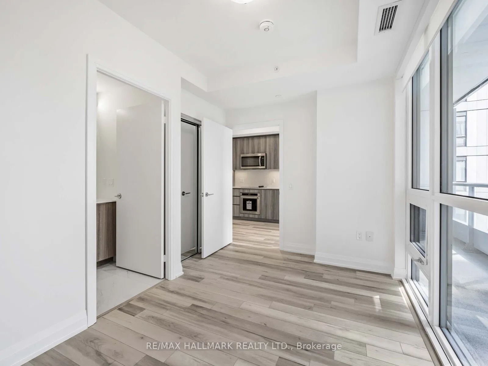 15 Richardson Street, #713