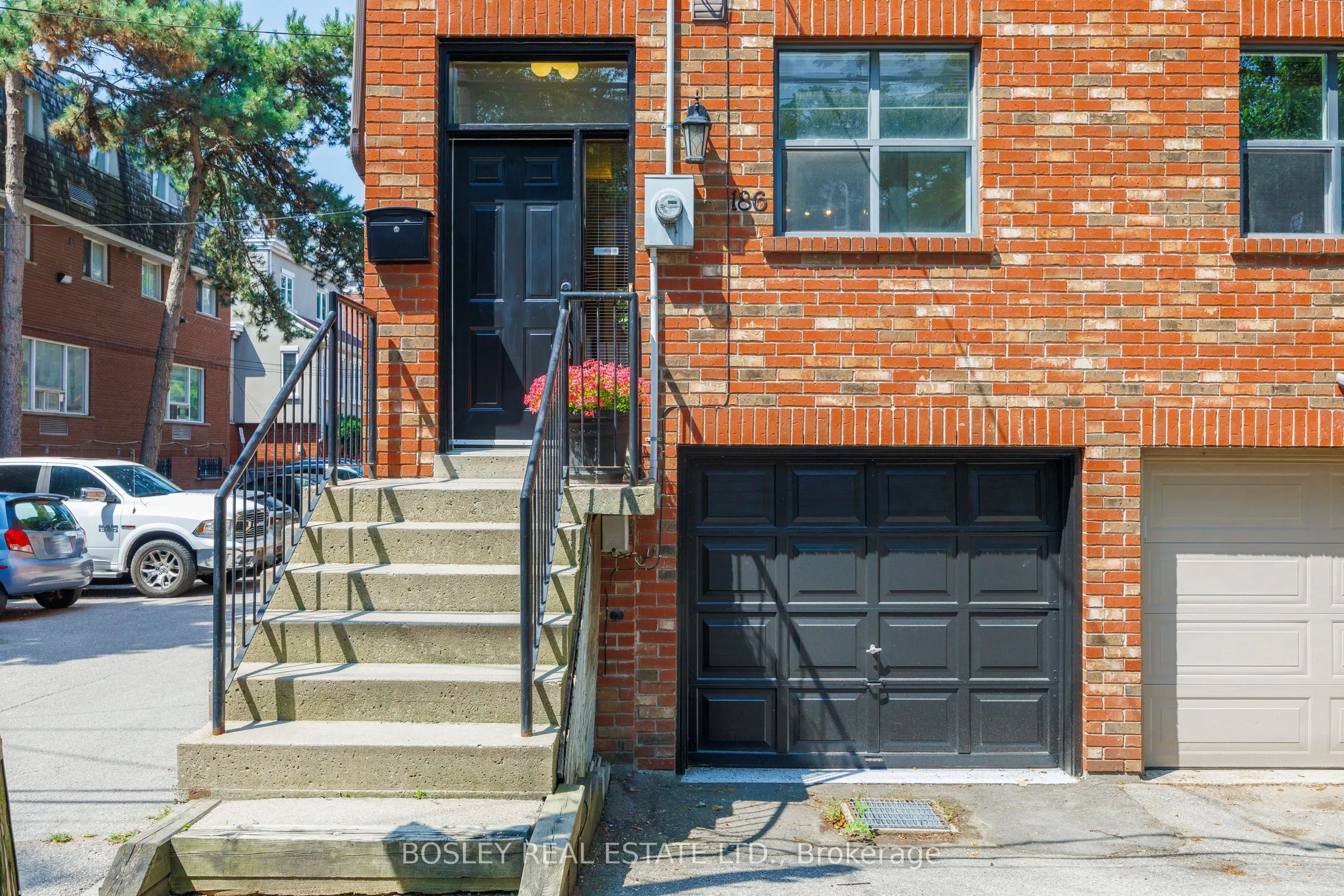 186 Milan Street