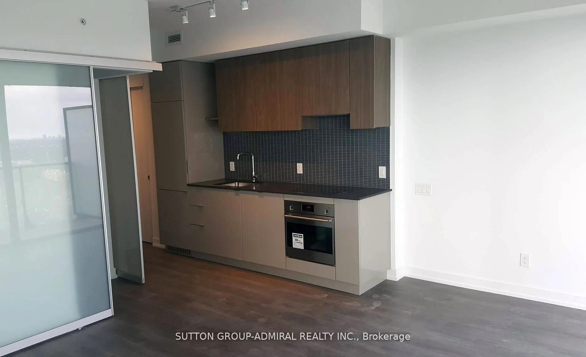 161 Roehampton Avenue, #3505
