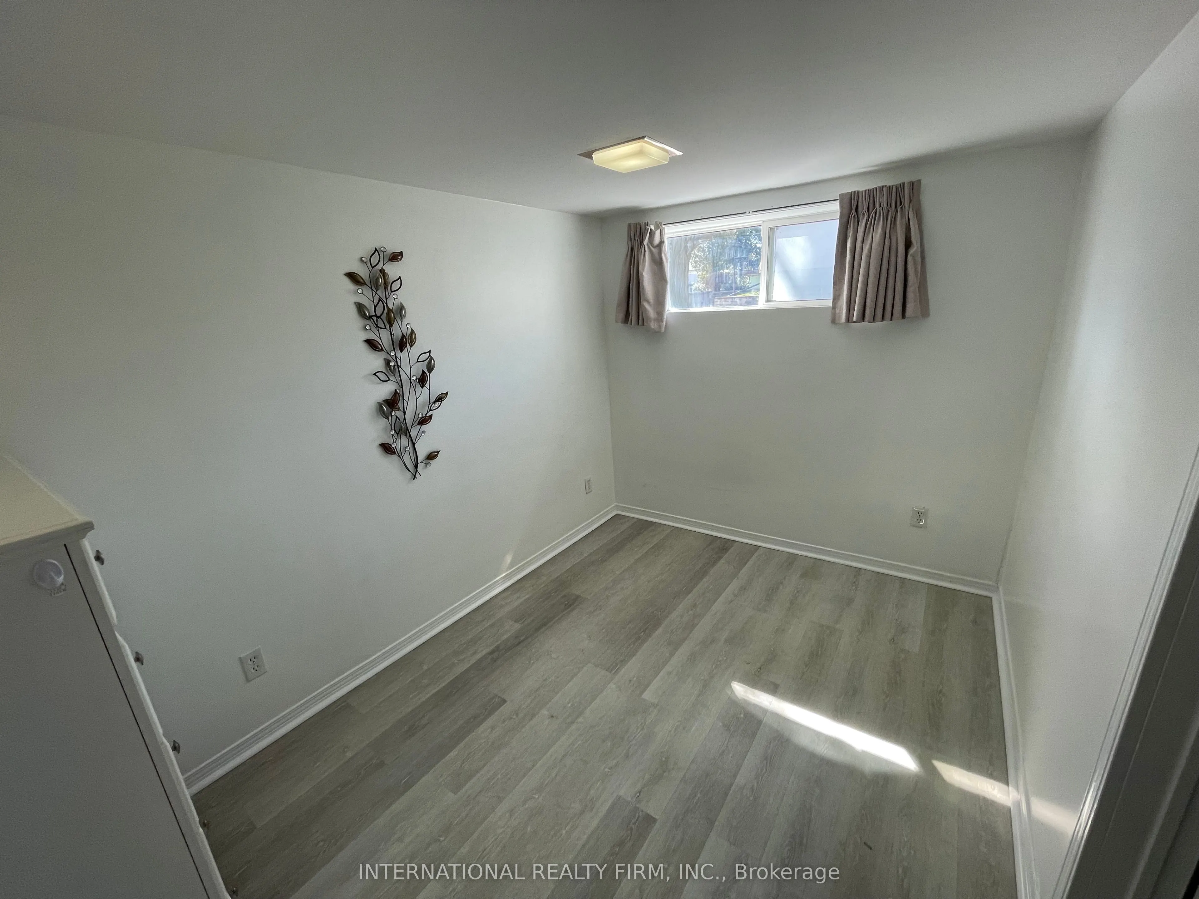 92 Combe Avenue, #BSMT
