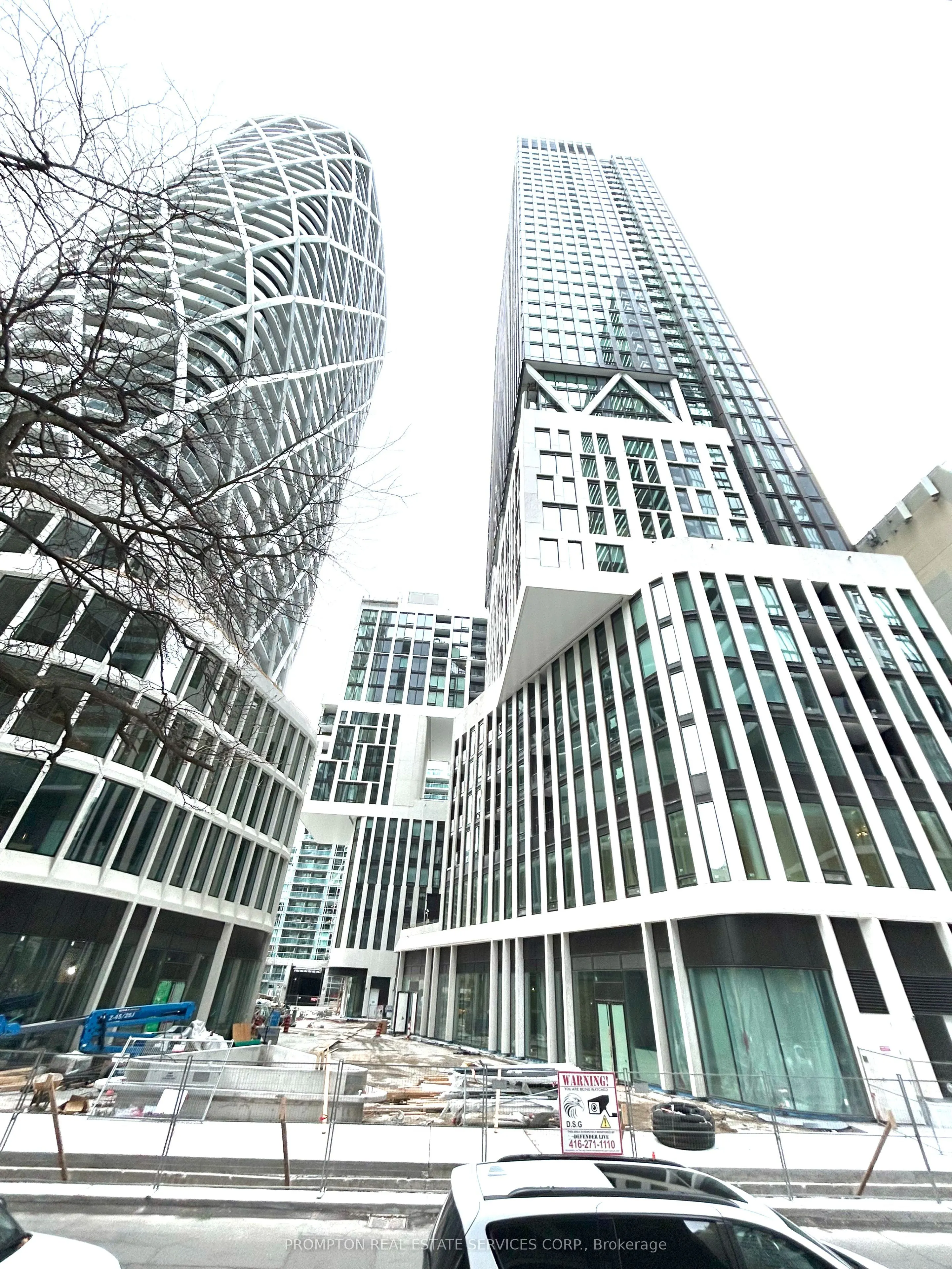 230 Simcoe Street, #2714