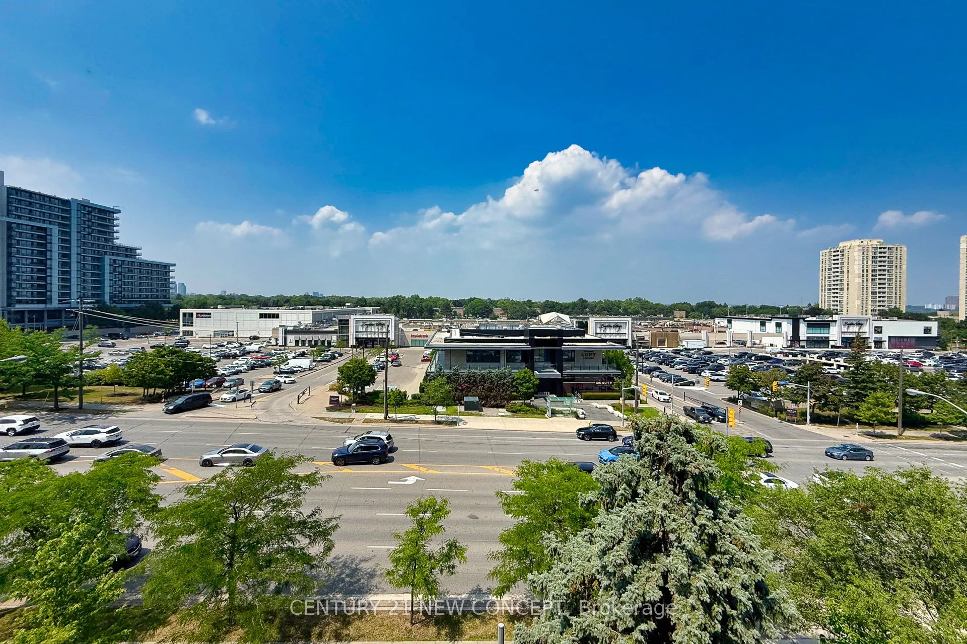 7 Kenaston Gardens, #323