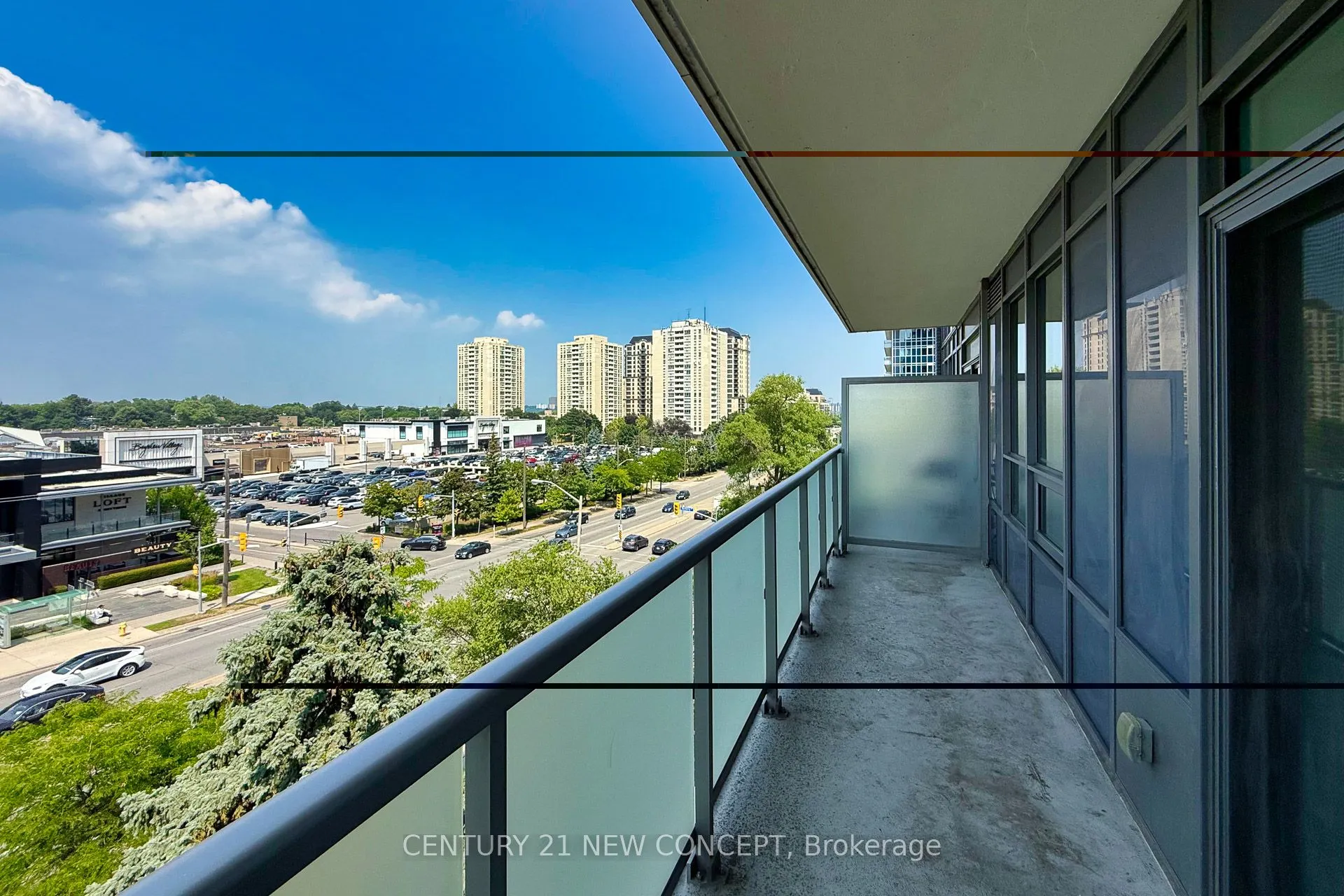 7 Kenaston Gardens, #323
