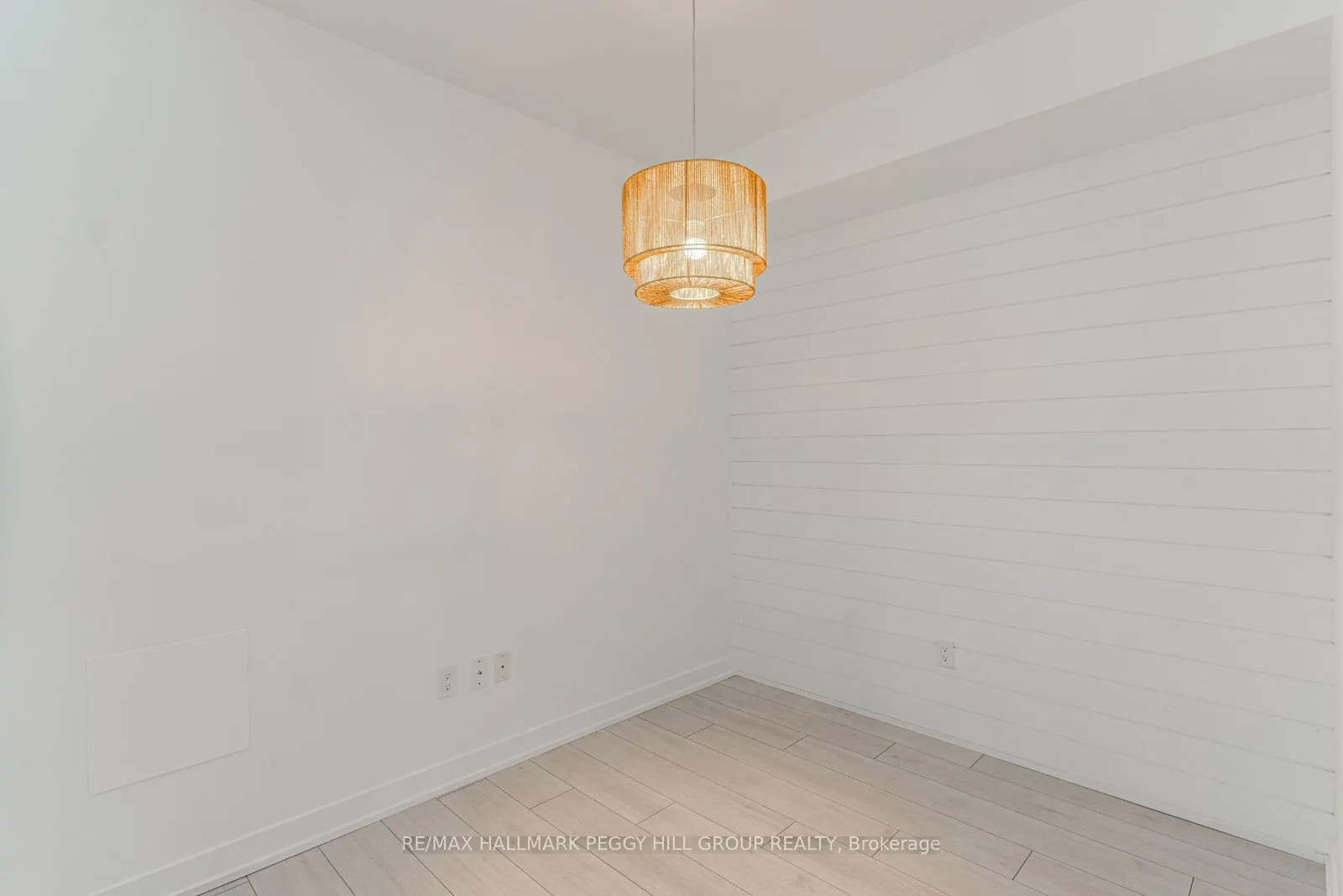 31 Tippett Road, #460