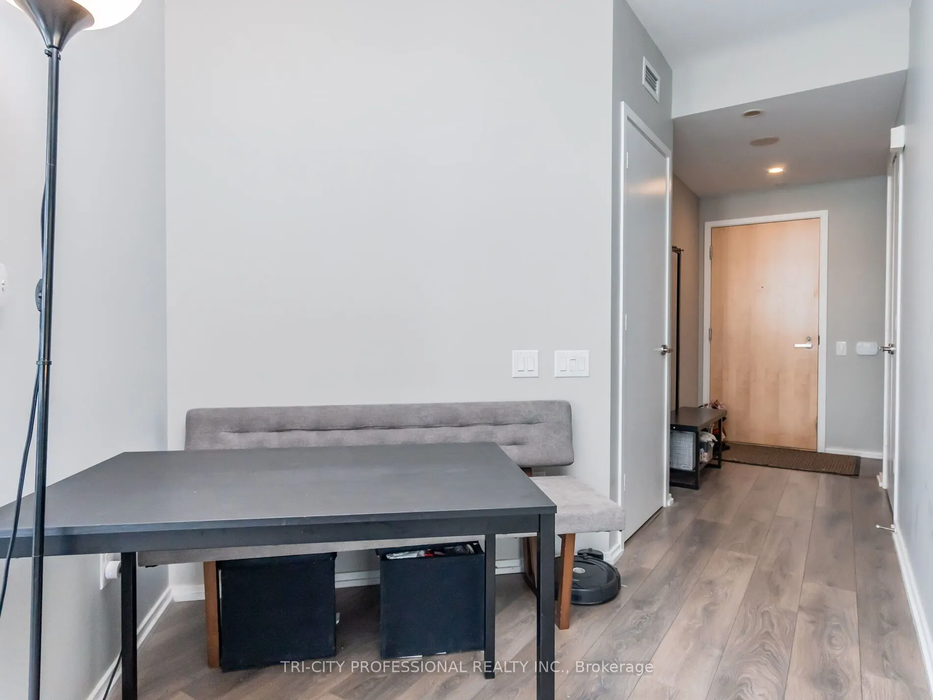 45 Charles Street E, #709