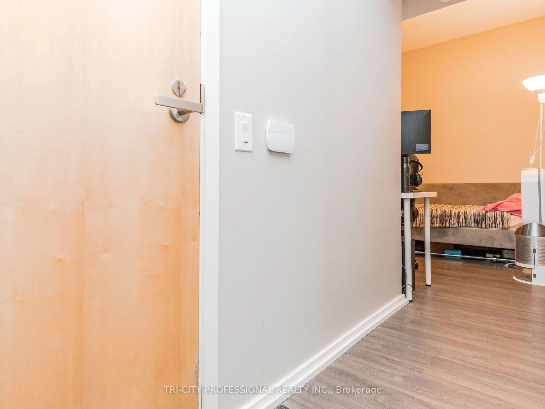 45 Charles Street E, #709