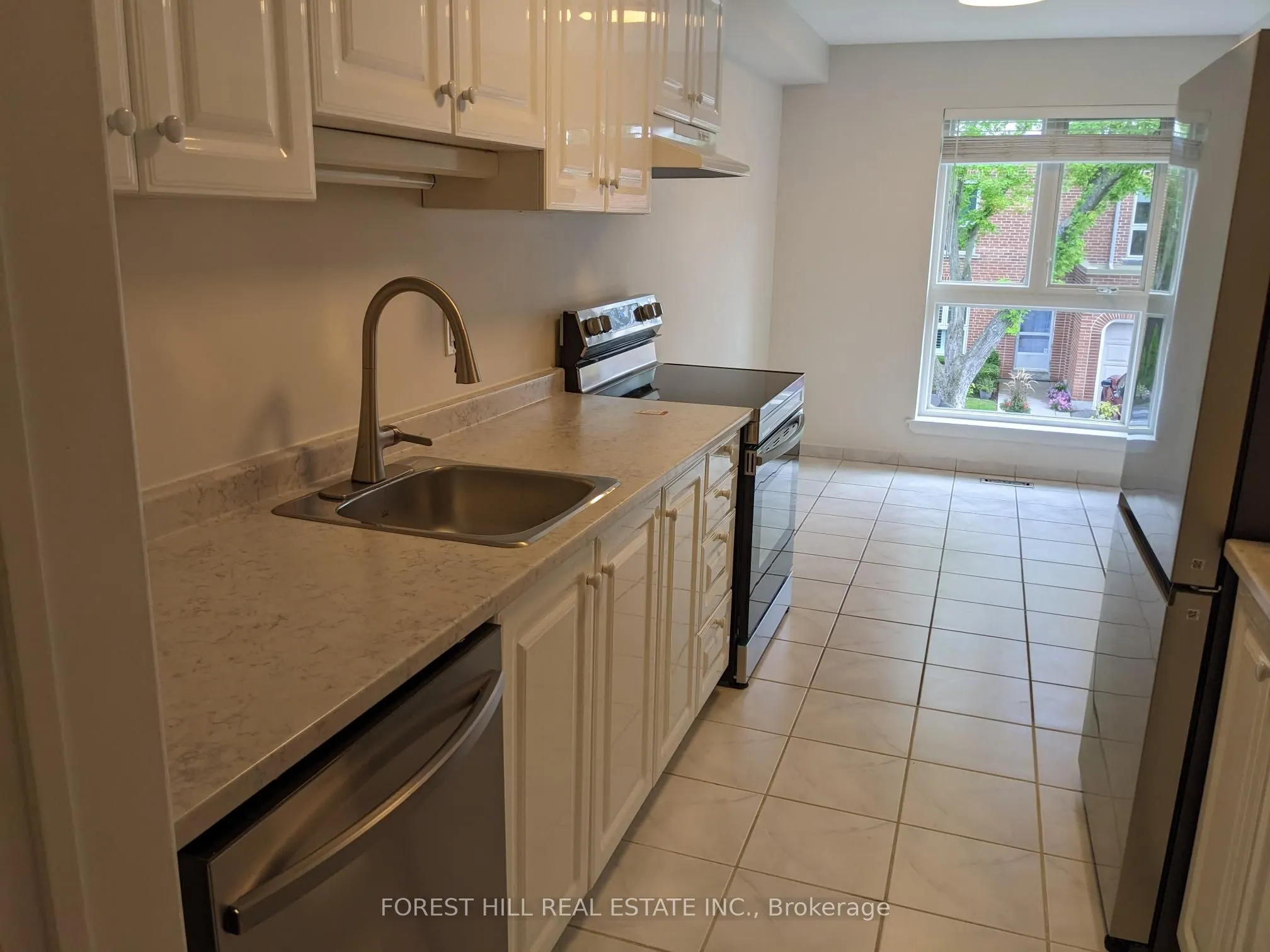 90 Brassbell Mill Way N, #6