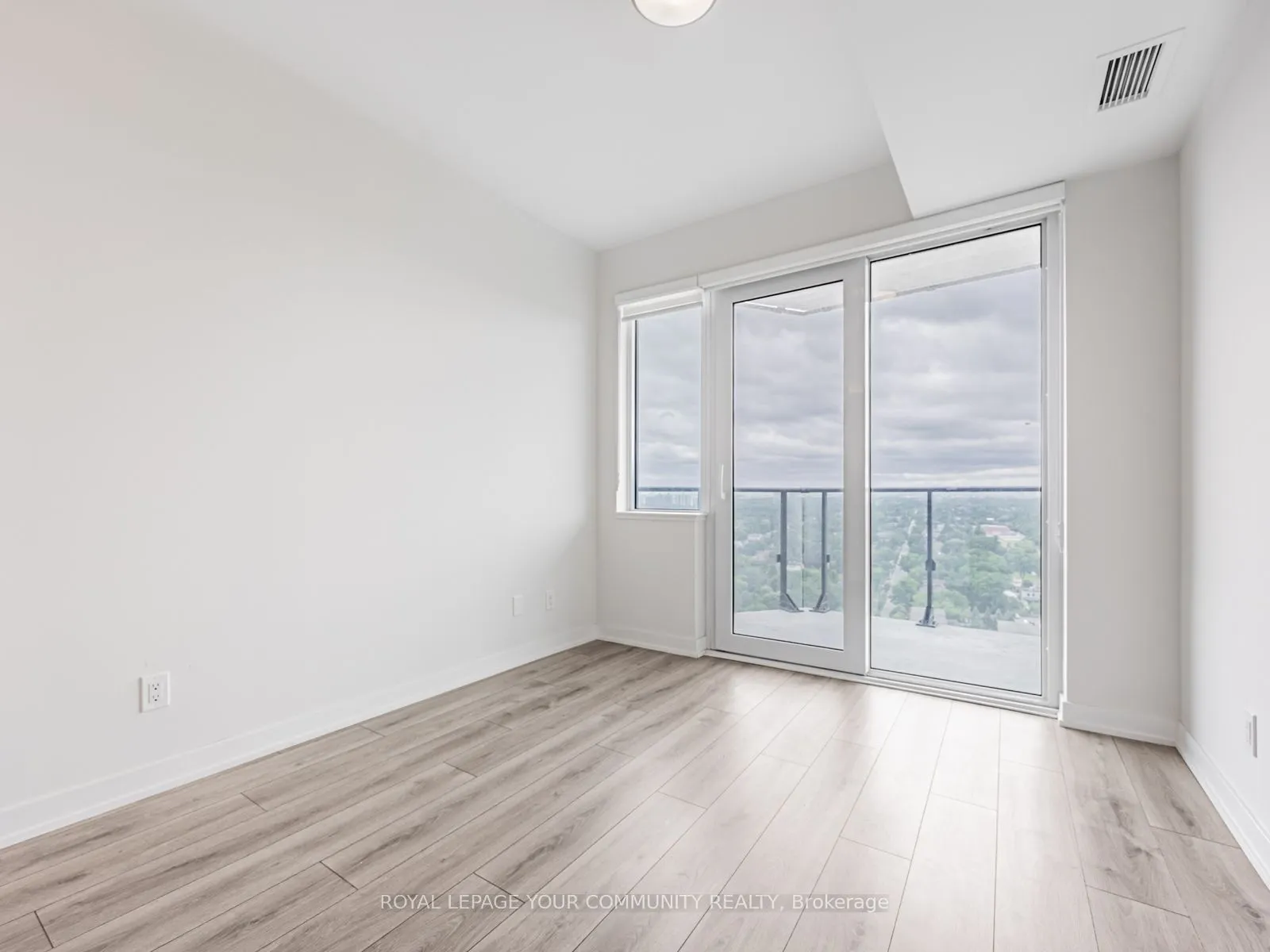 15 Ellerslie Avenue #2405