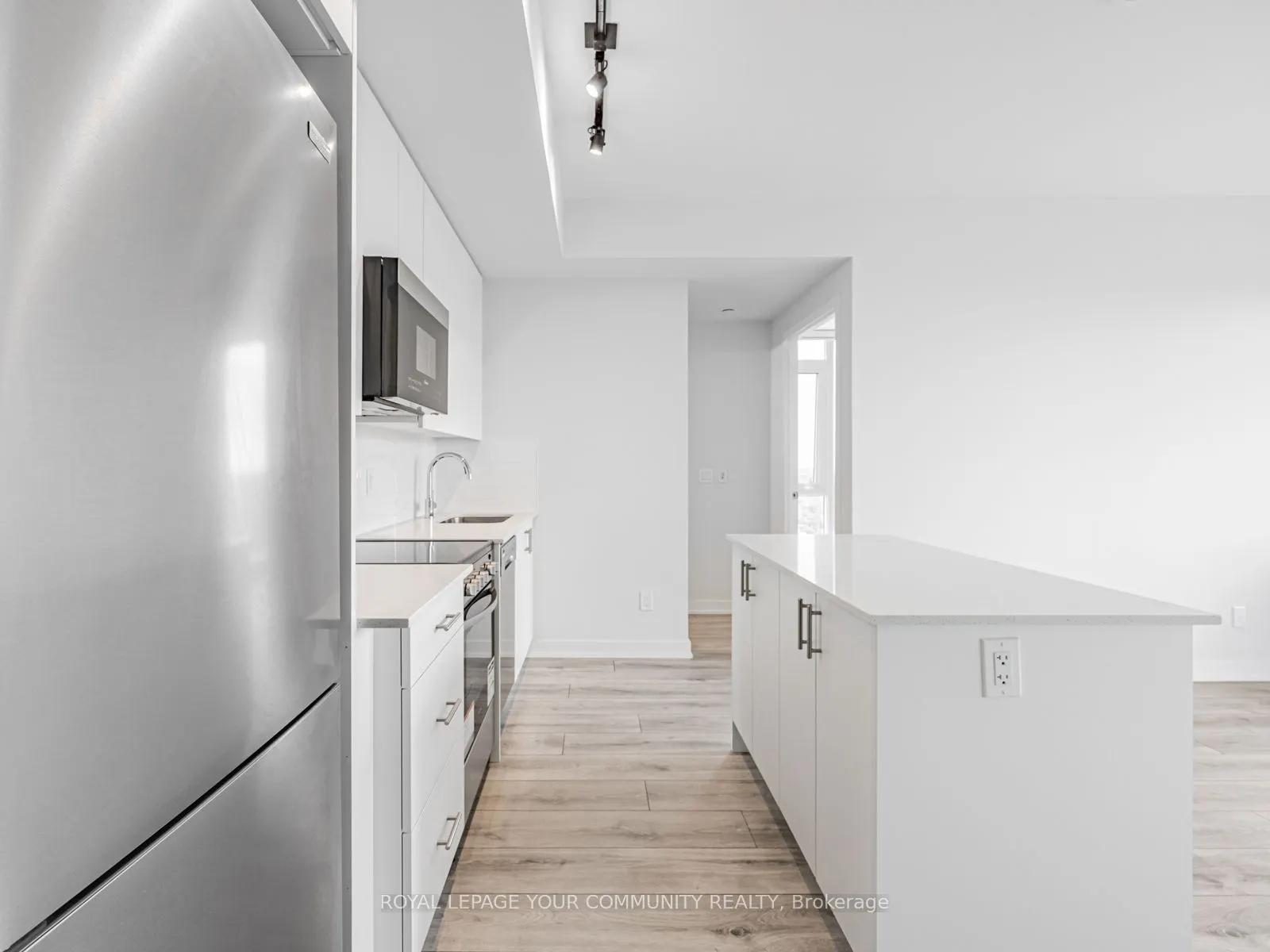 15 Ellerslie Avenue #2405
