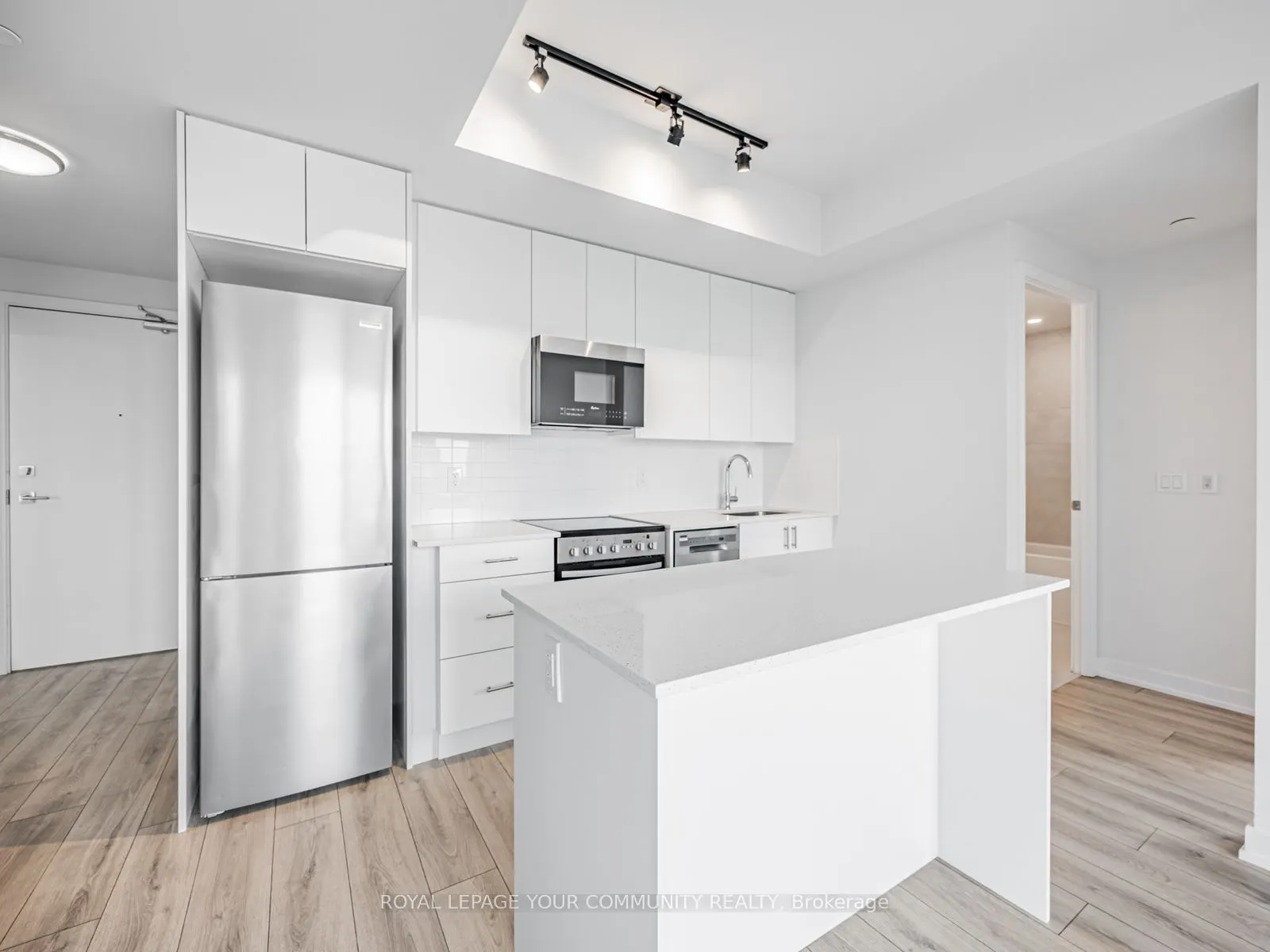 15 Ellerslie Avenue #2405