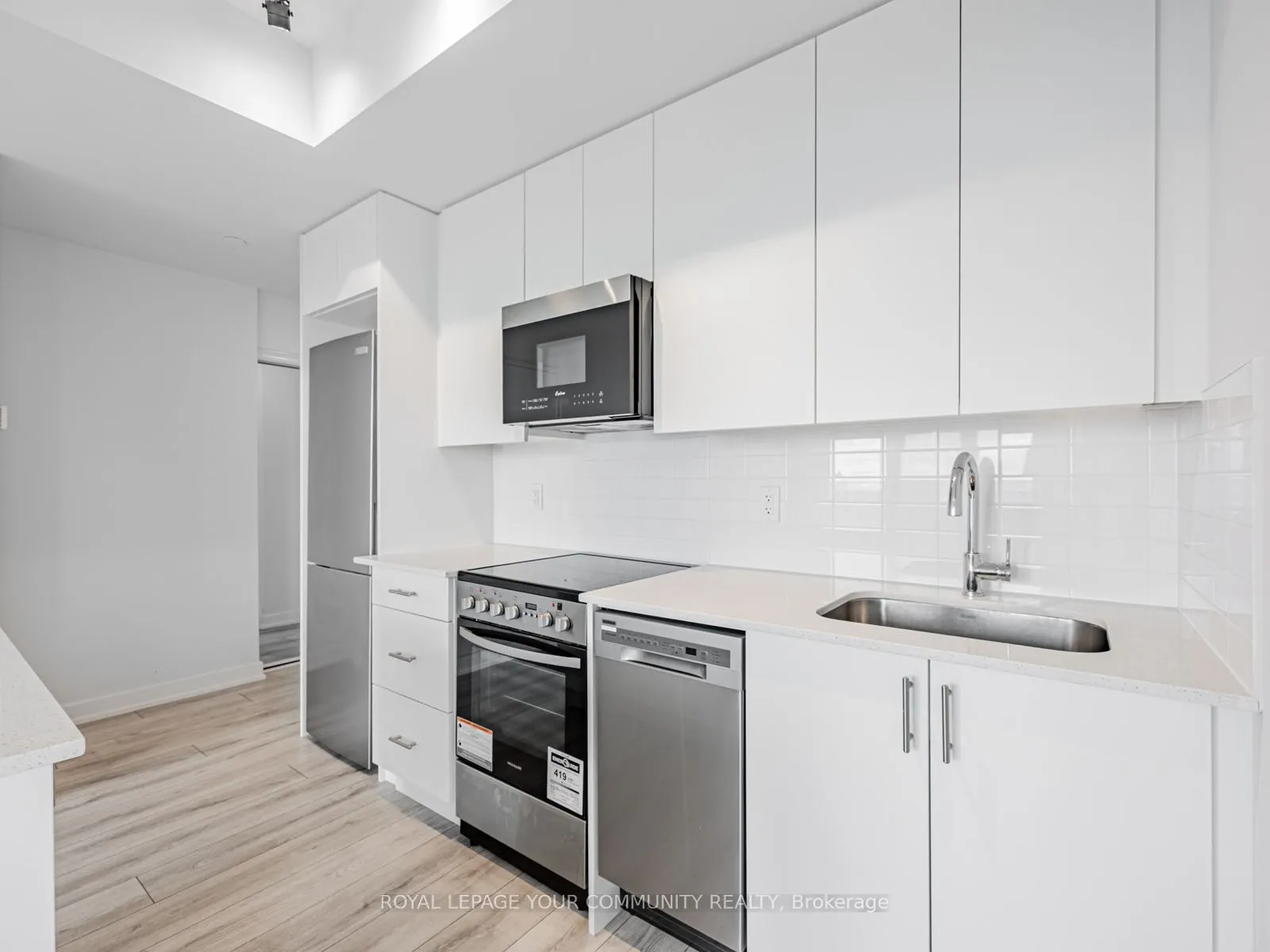 15 Ellerslie Avenue #2405