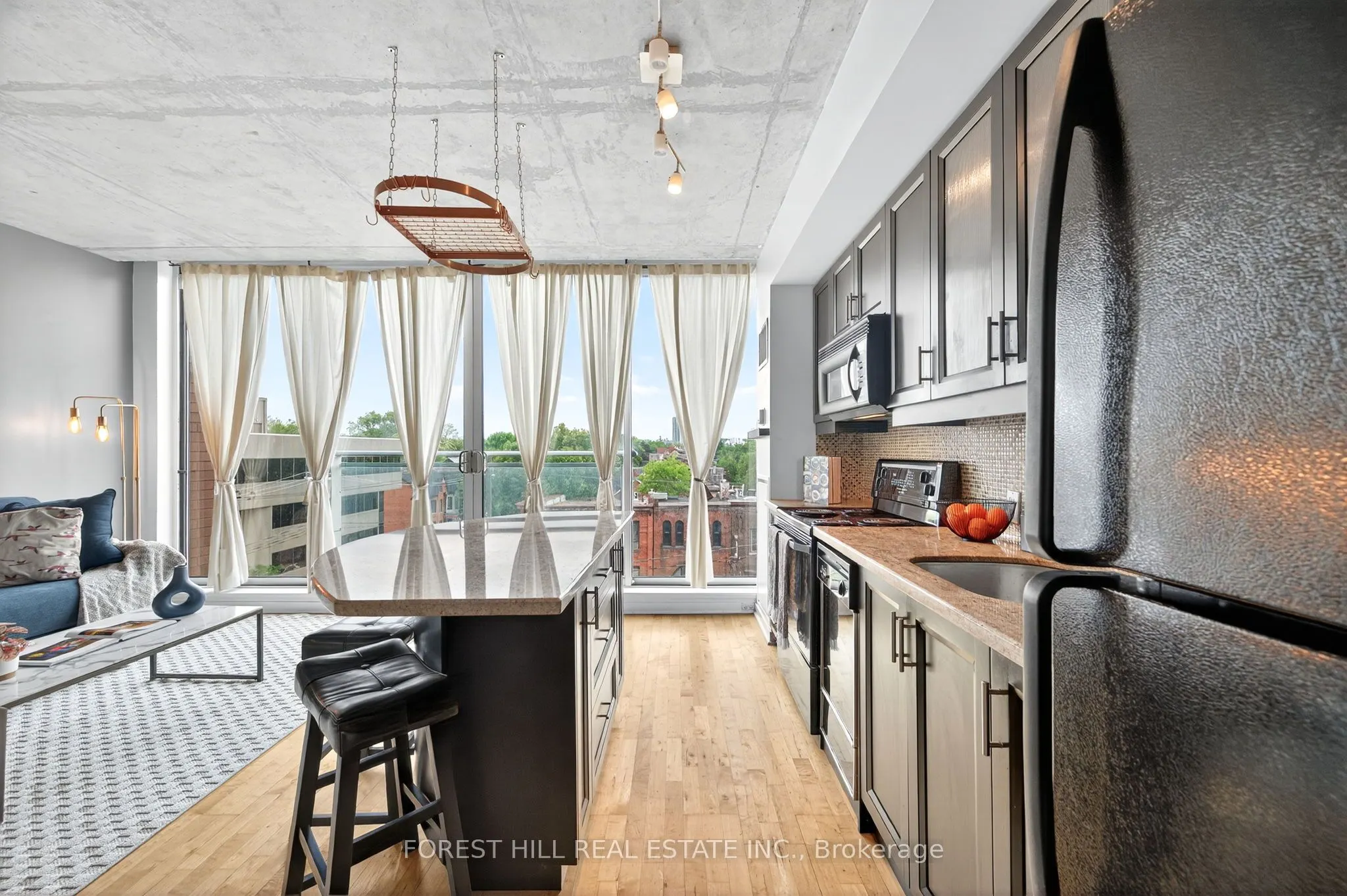 301 Markham Street, #505