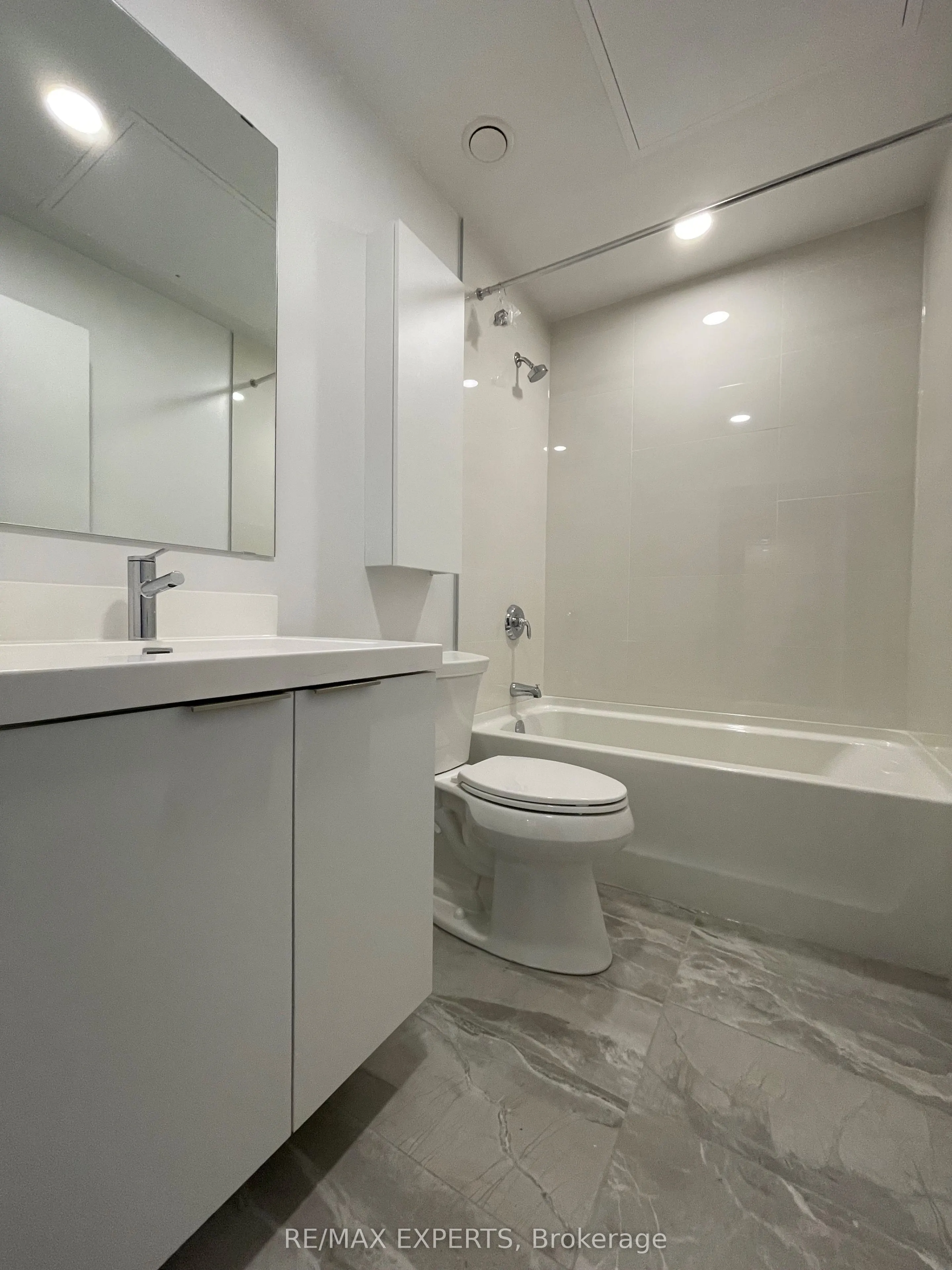 20 O'neill Road, #229