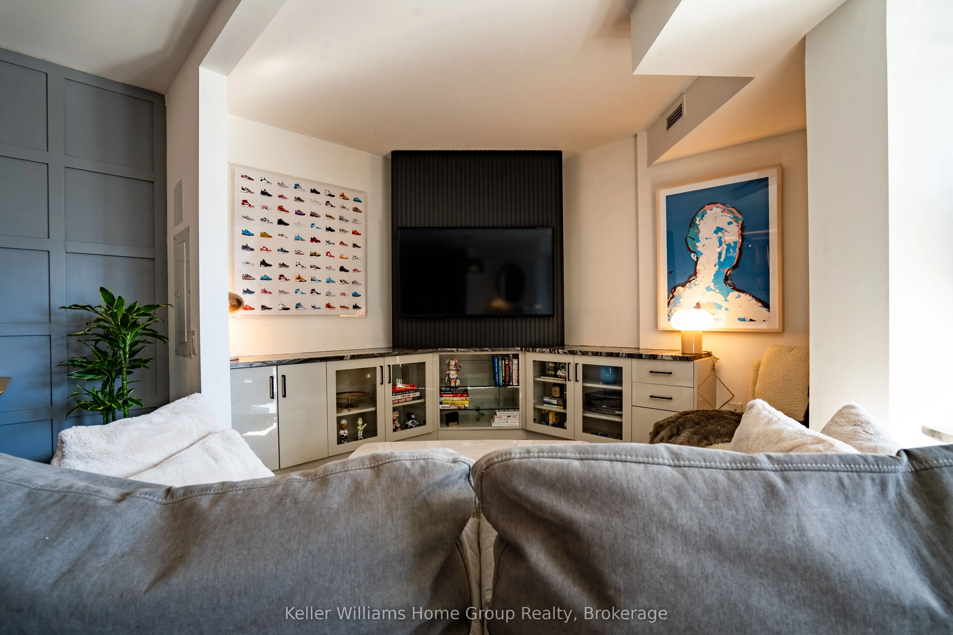 775 KING Street W, #430W